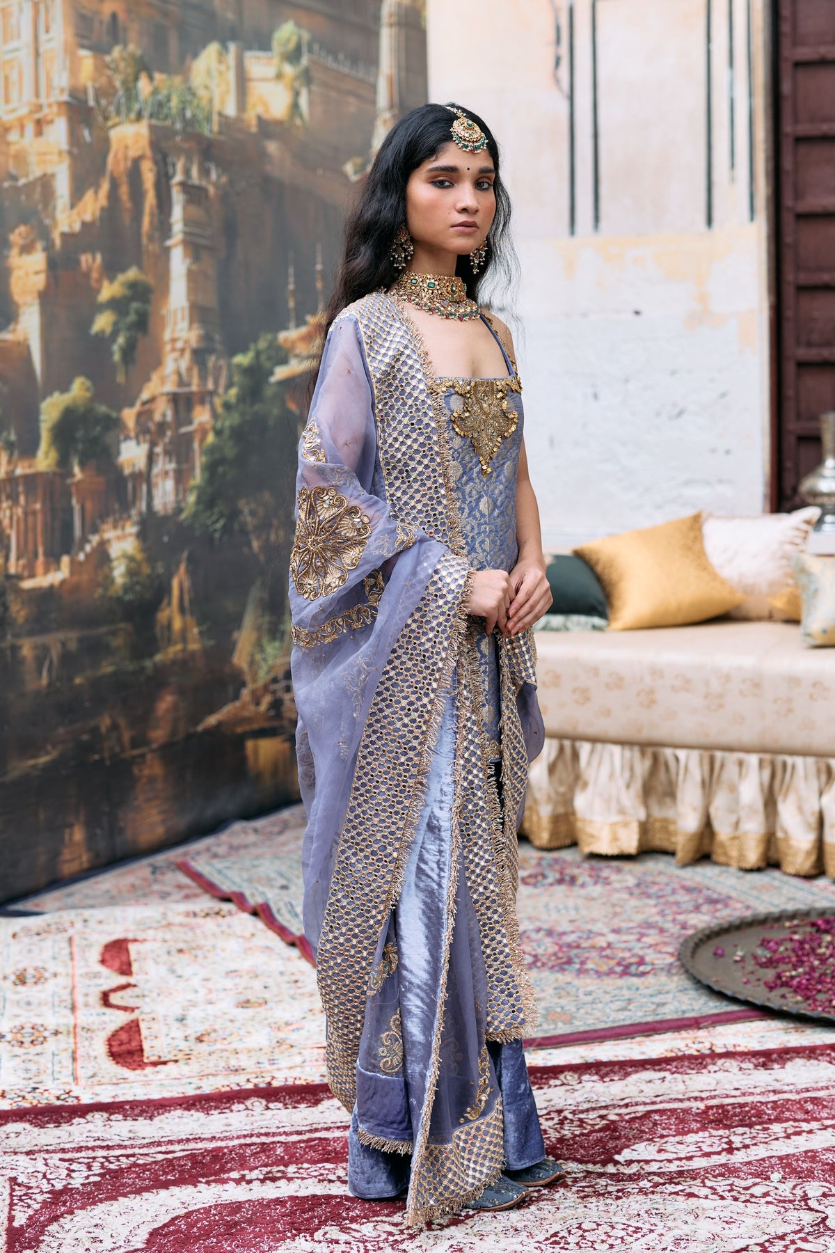 Maitri Suit