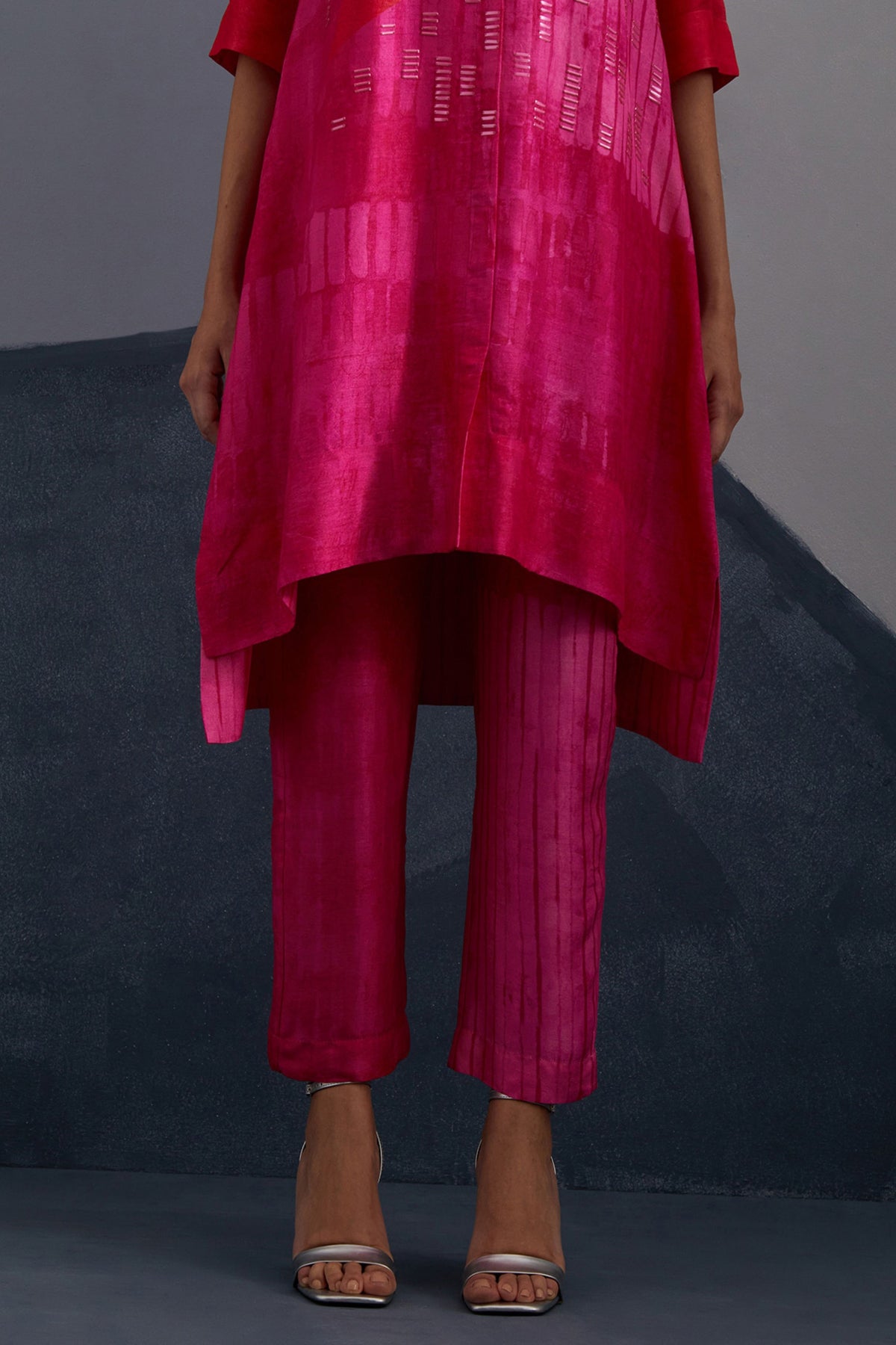 Omen Vermilion Tunic Set