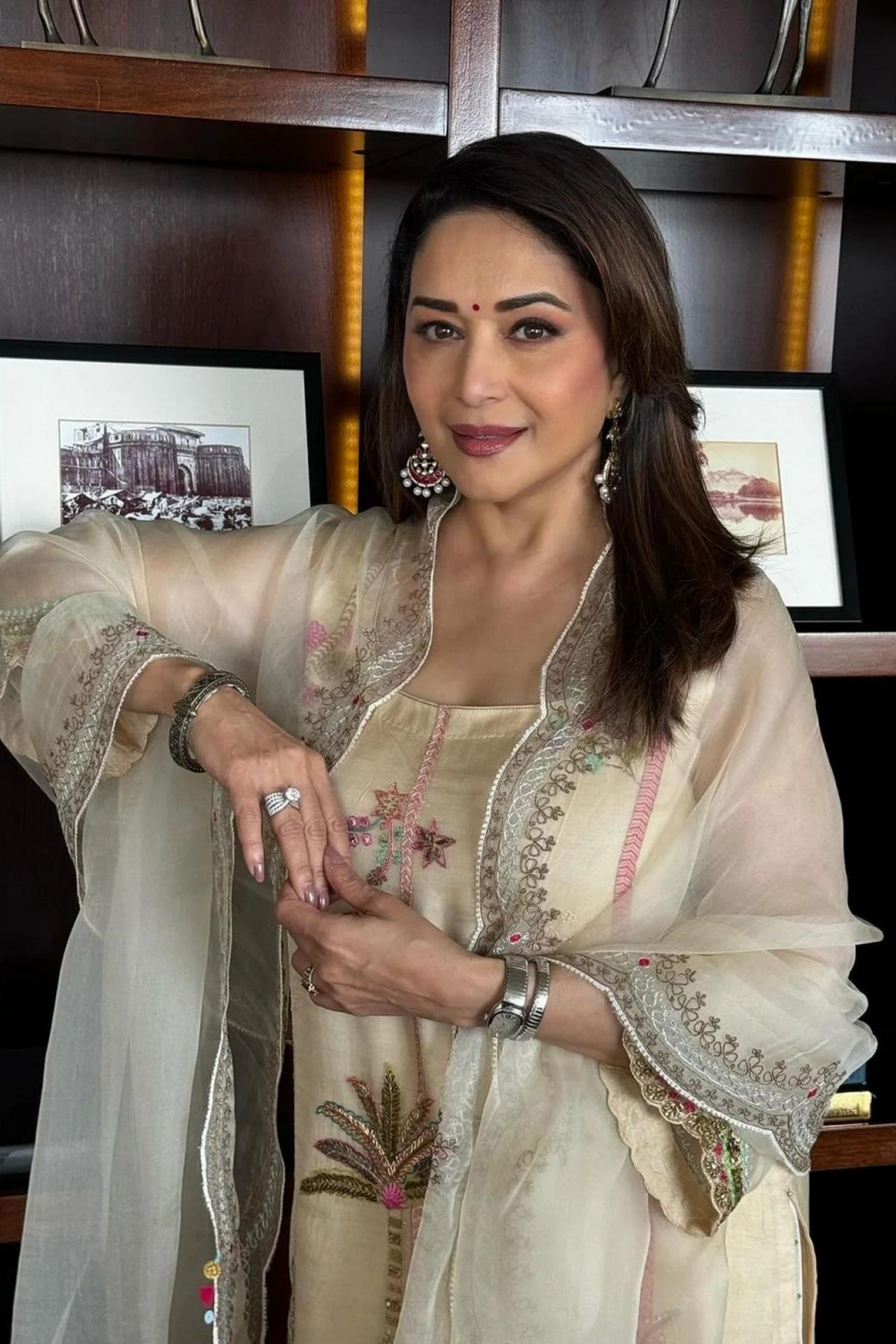 Madhuri Dixit Nene in Rajiramniq