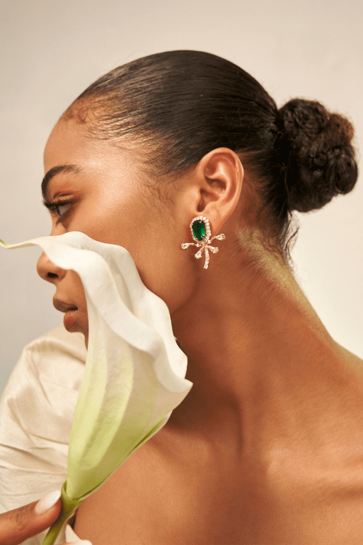 The Faena Mini Earcuffs in Emerald Green