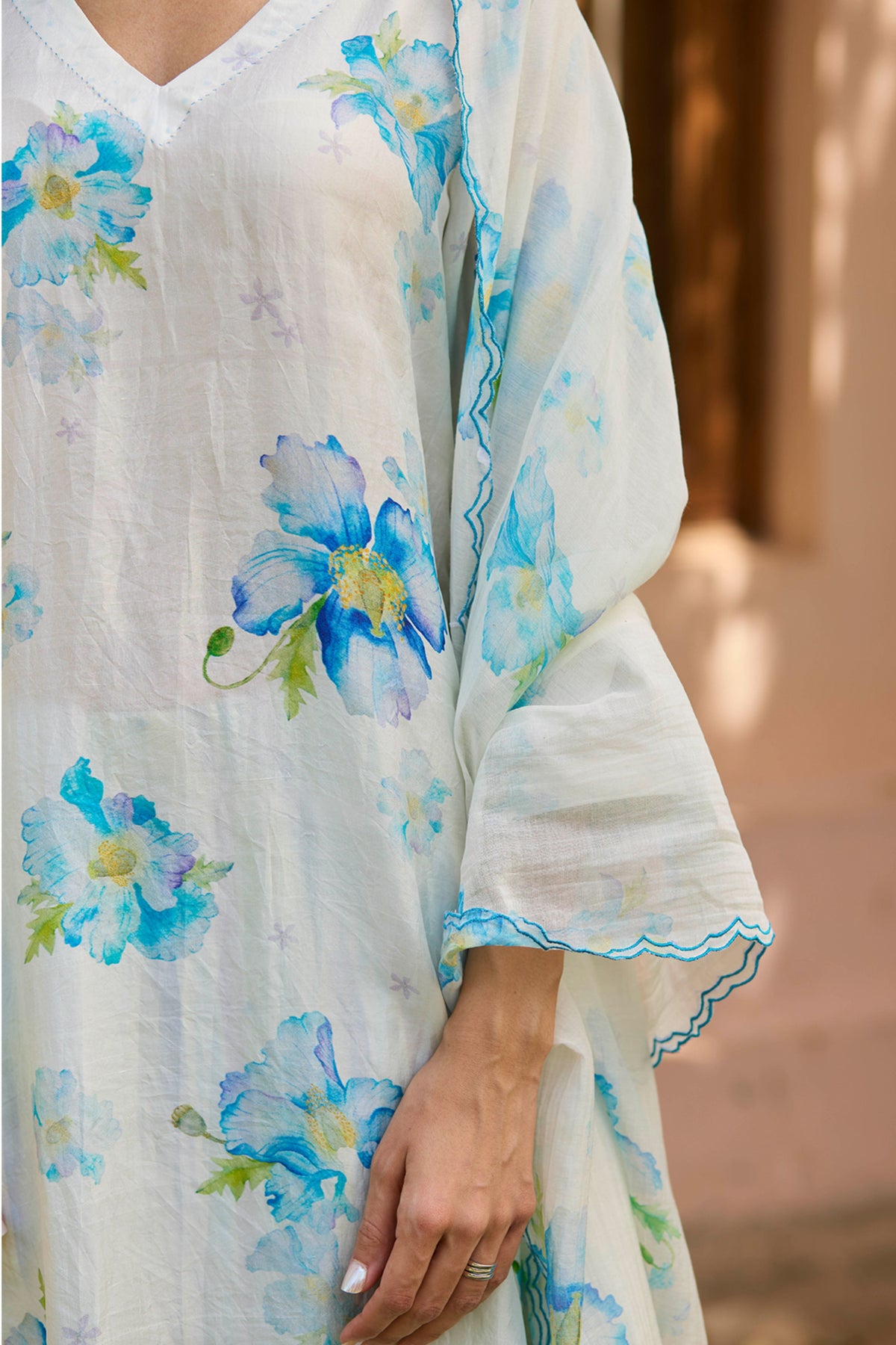 Dawn Poppy Ivory Kurta Set