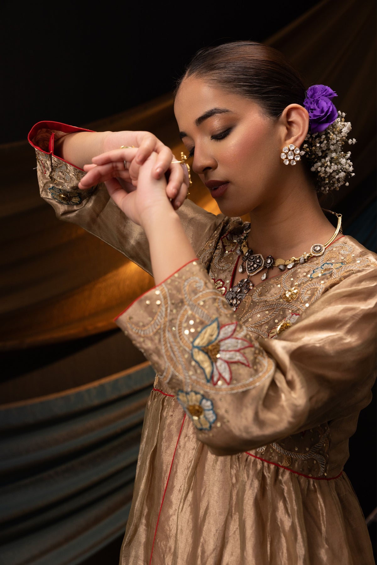 Gold Front Slit Kurta Set
