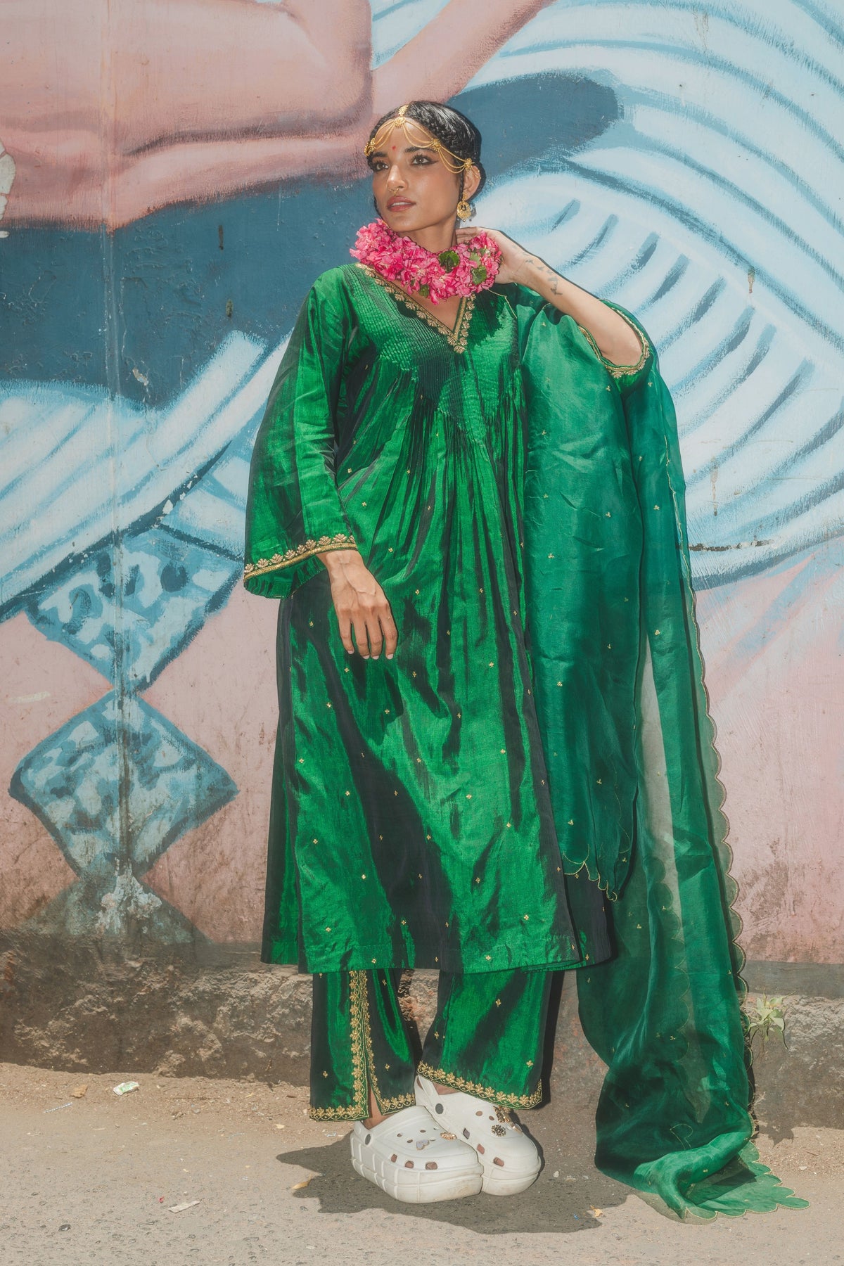 Jhilmil Juhu Kurta Set