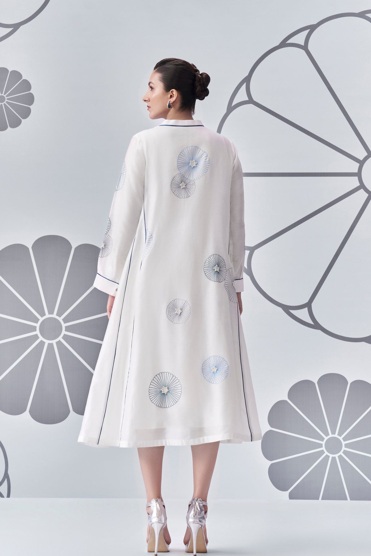 Ivory Paneled Kurta