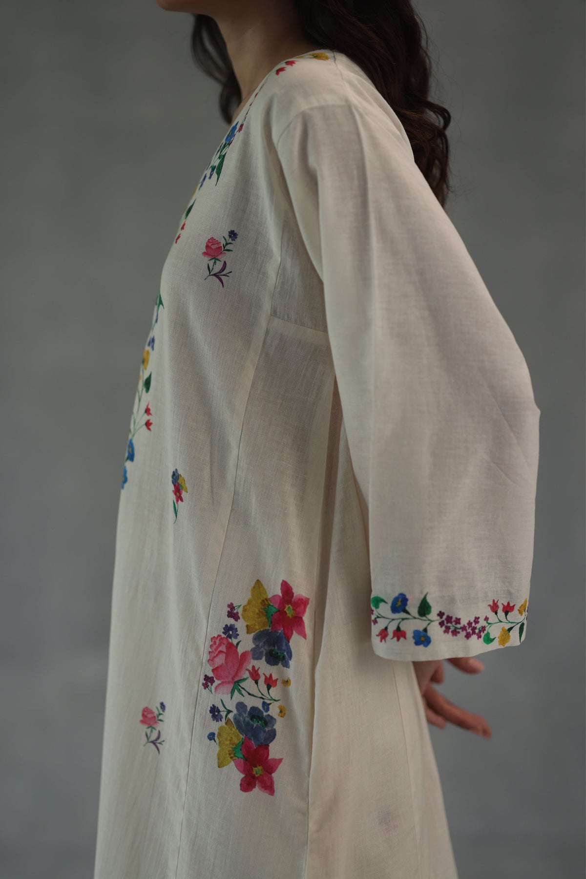 Ivory Meadow Song Phiran Set