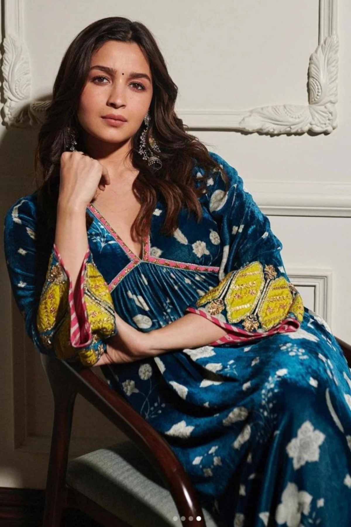 Alia Bhatt in Rajiramniq