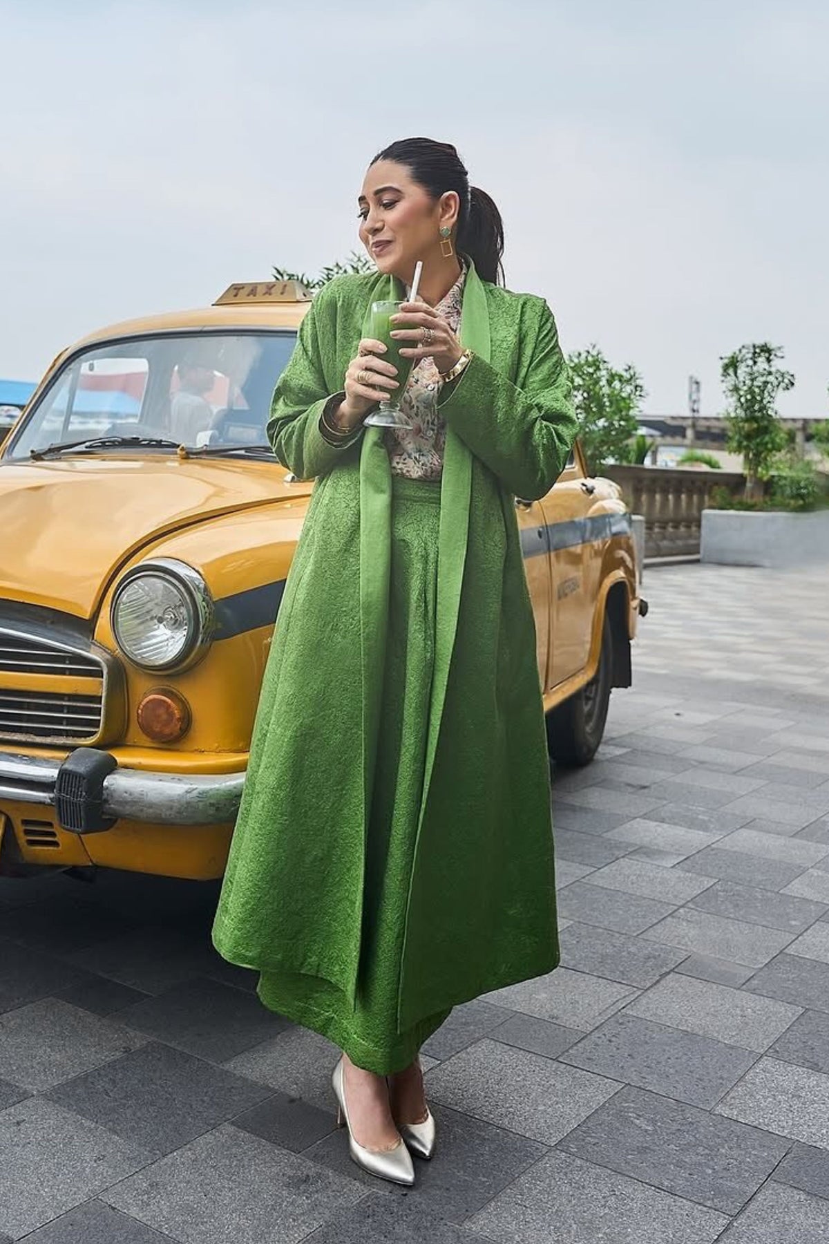 Karisma Kapoor in Anavila