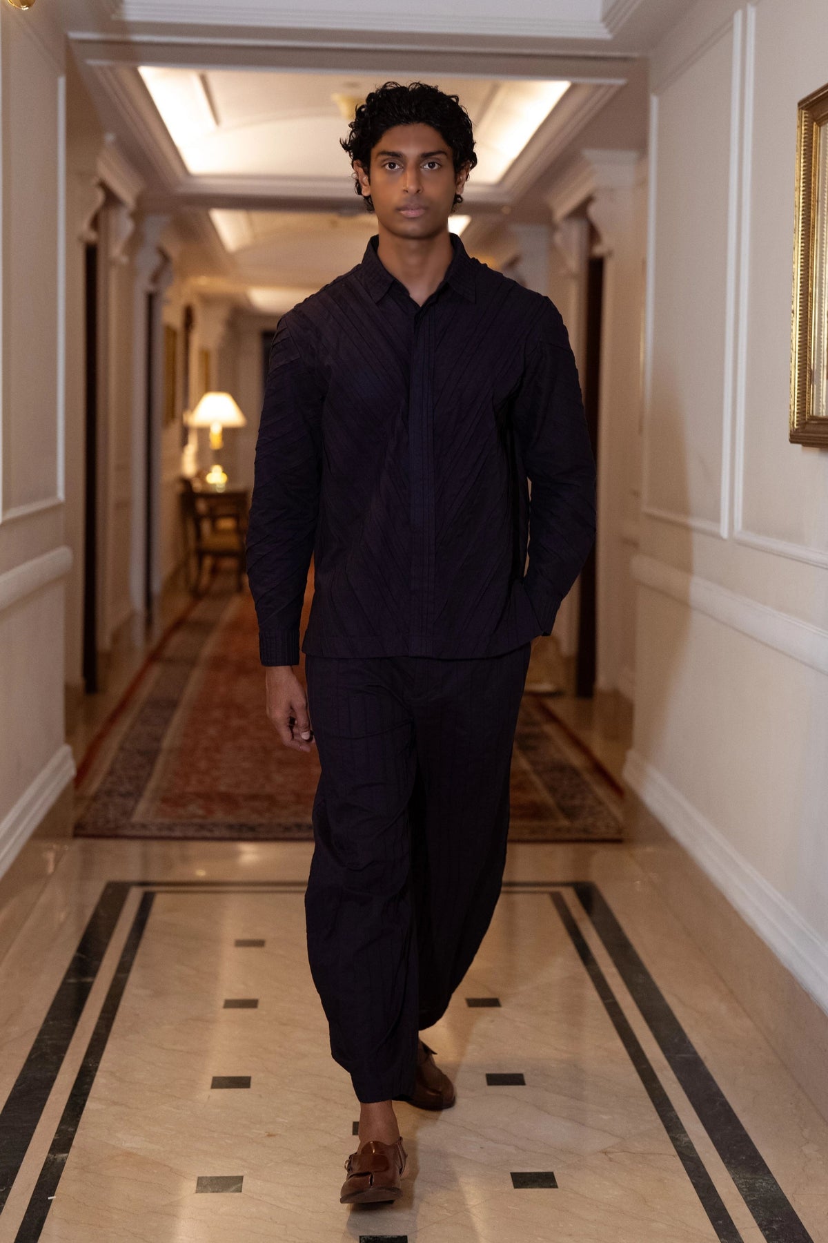 Pintuck Shirt & Pintuck Barrel Pants
