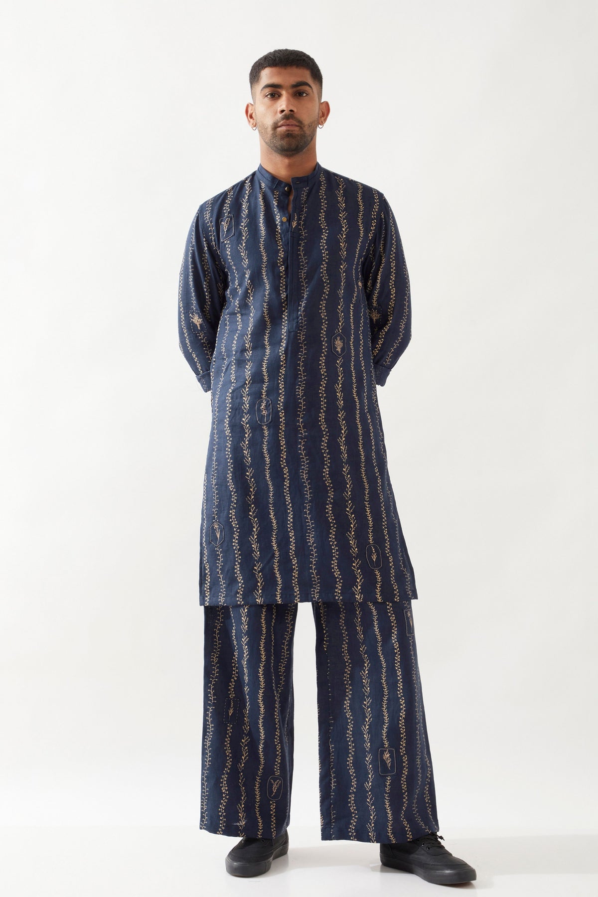 Kevin Vine Navy Kurta