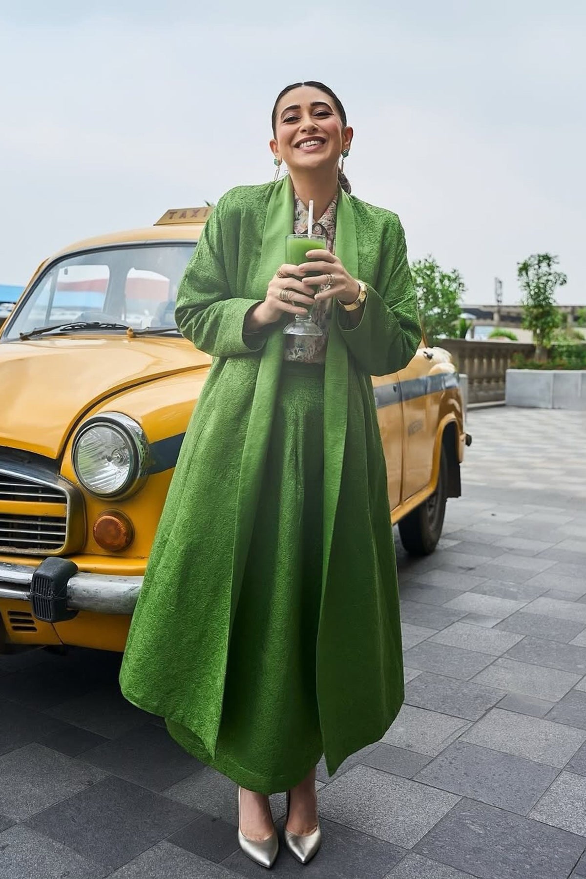 Karisma Kapoor in Anavila
