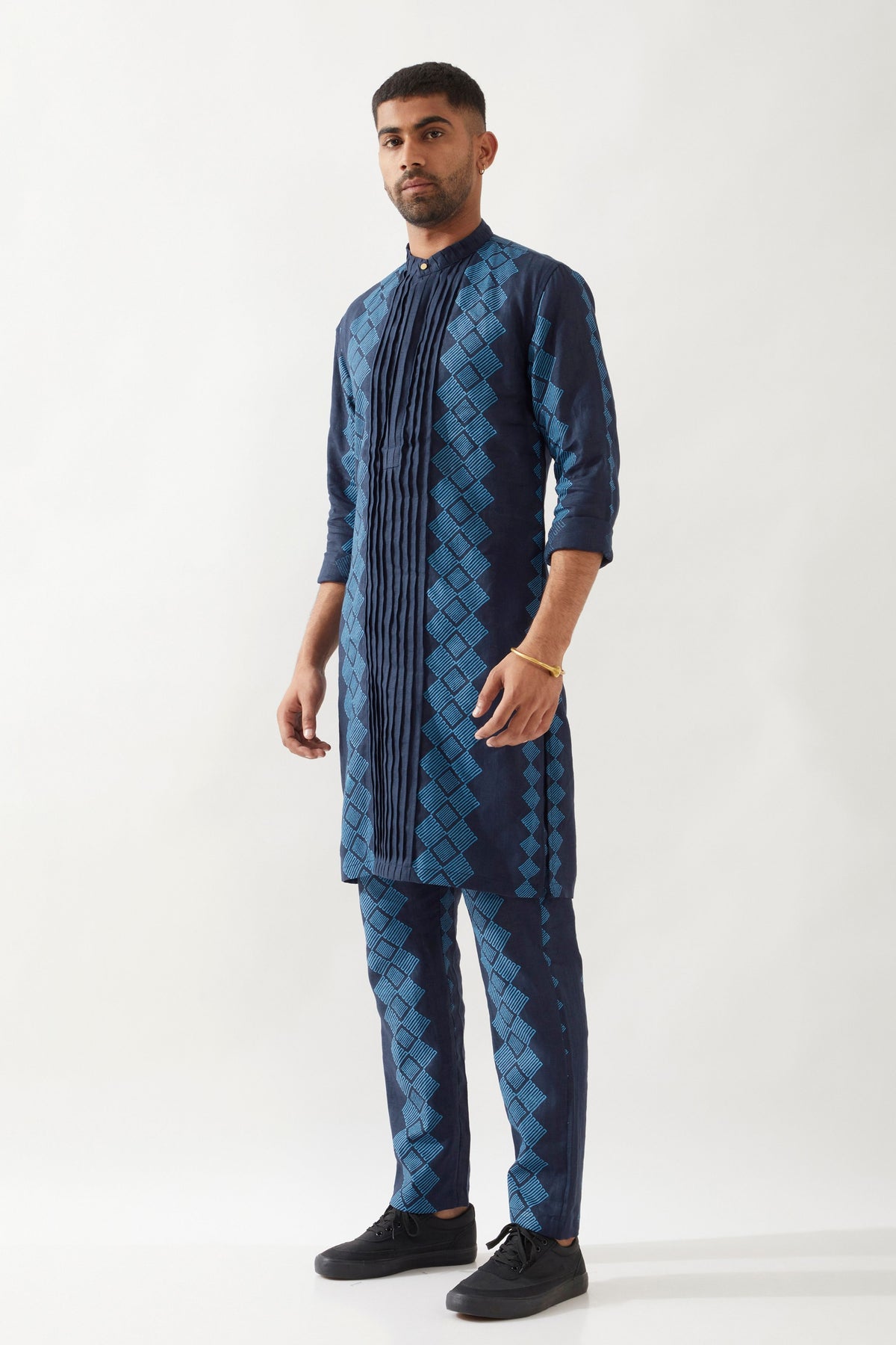 Zake Barbed Navy Kurta Set