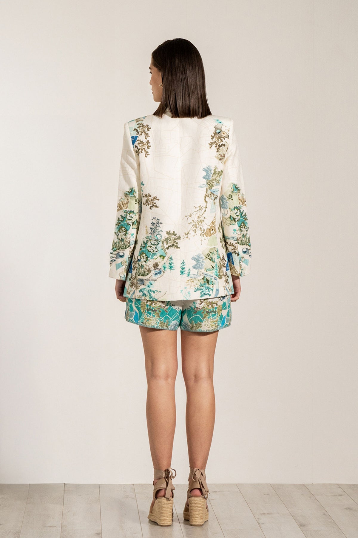 Rex Knotch Collar Jacket