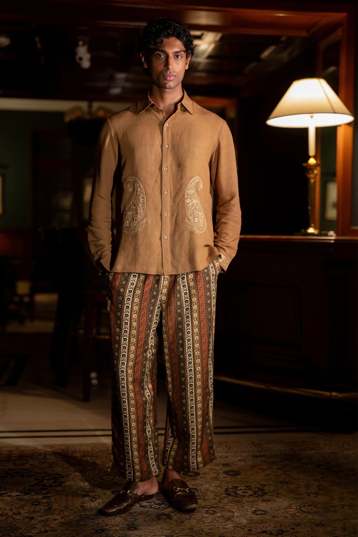 Linen Shirt & Stripe Pants