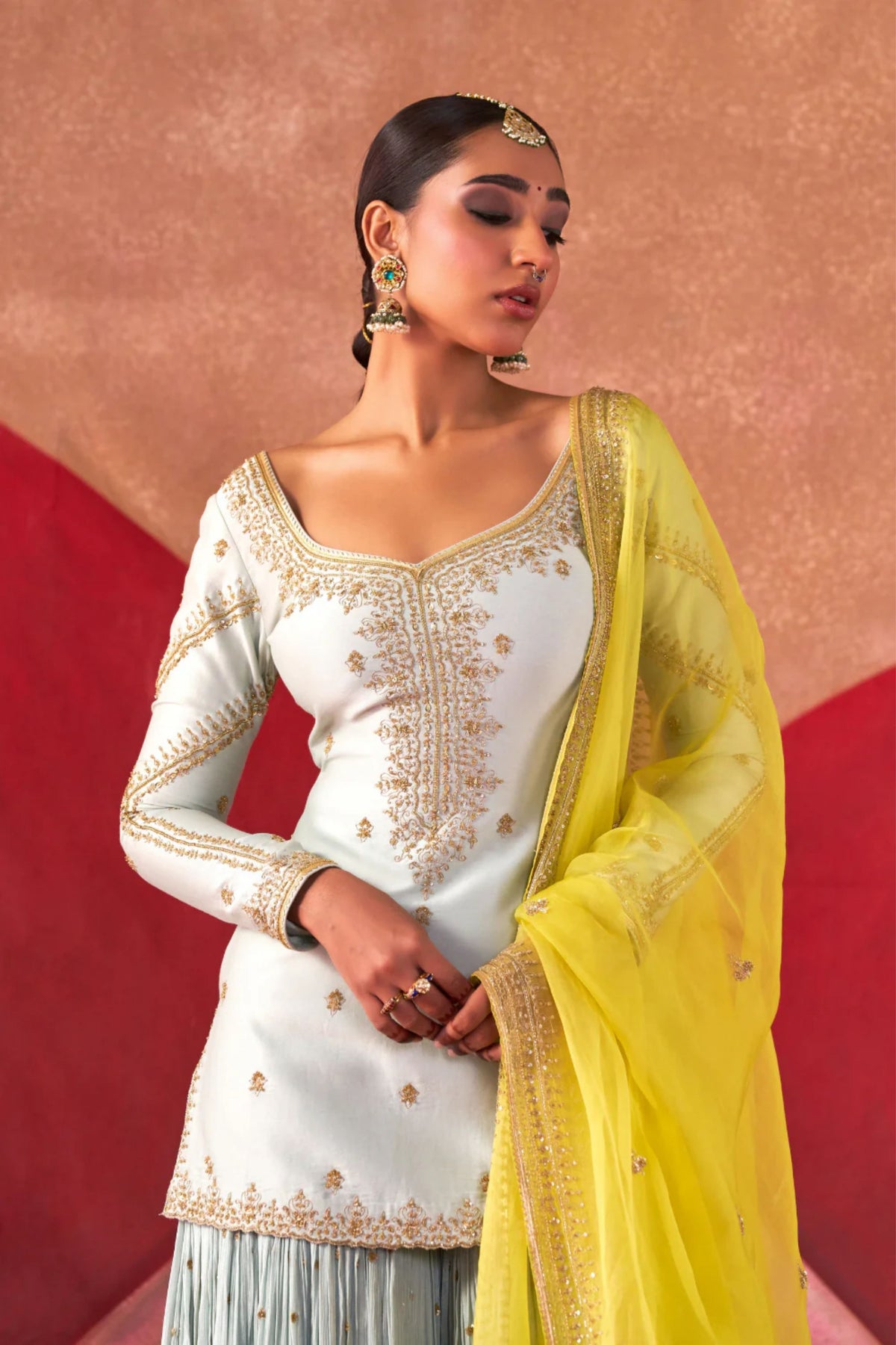 Pranuta Sharara Set