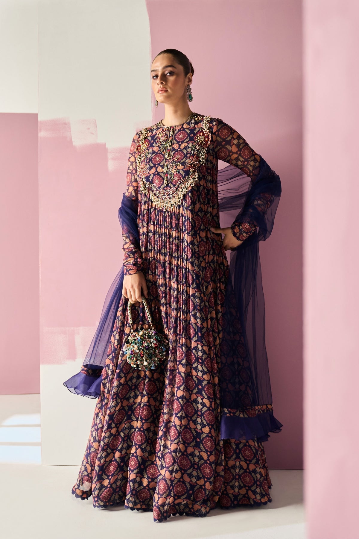 Saaja Navy Anarkali Set