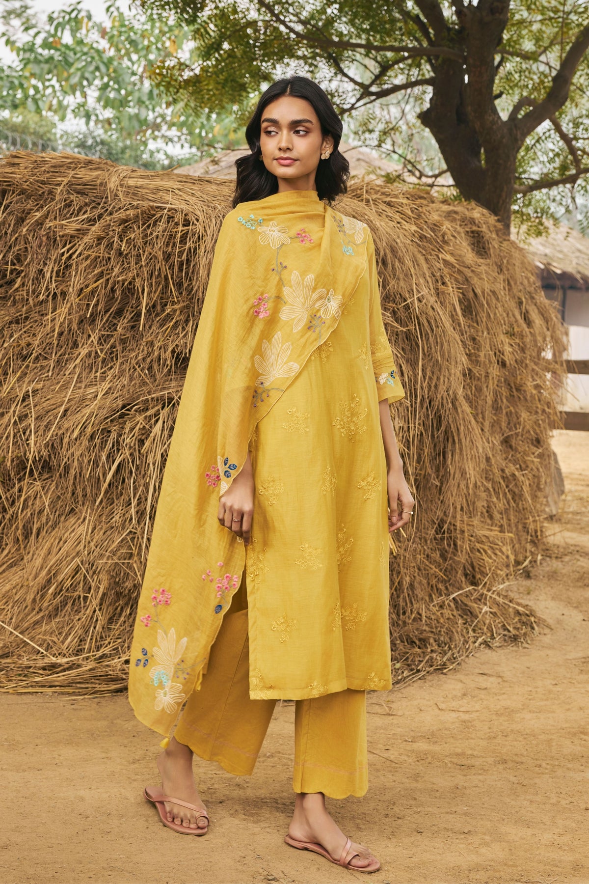 Daffodil Embroidered Kurta Set