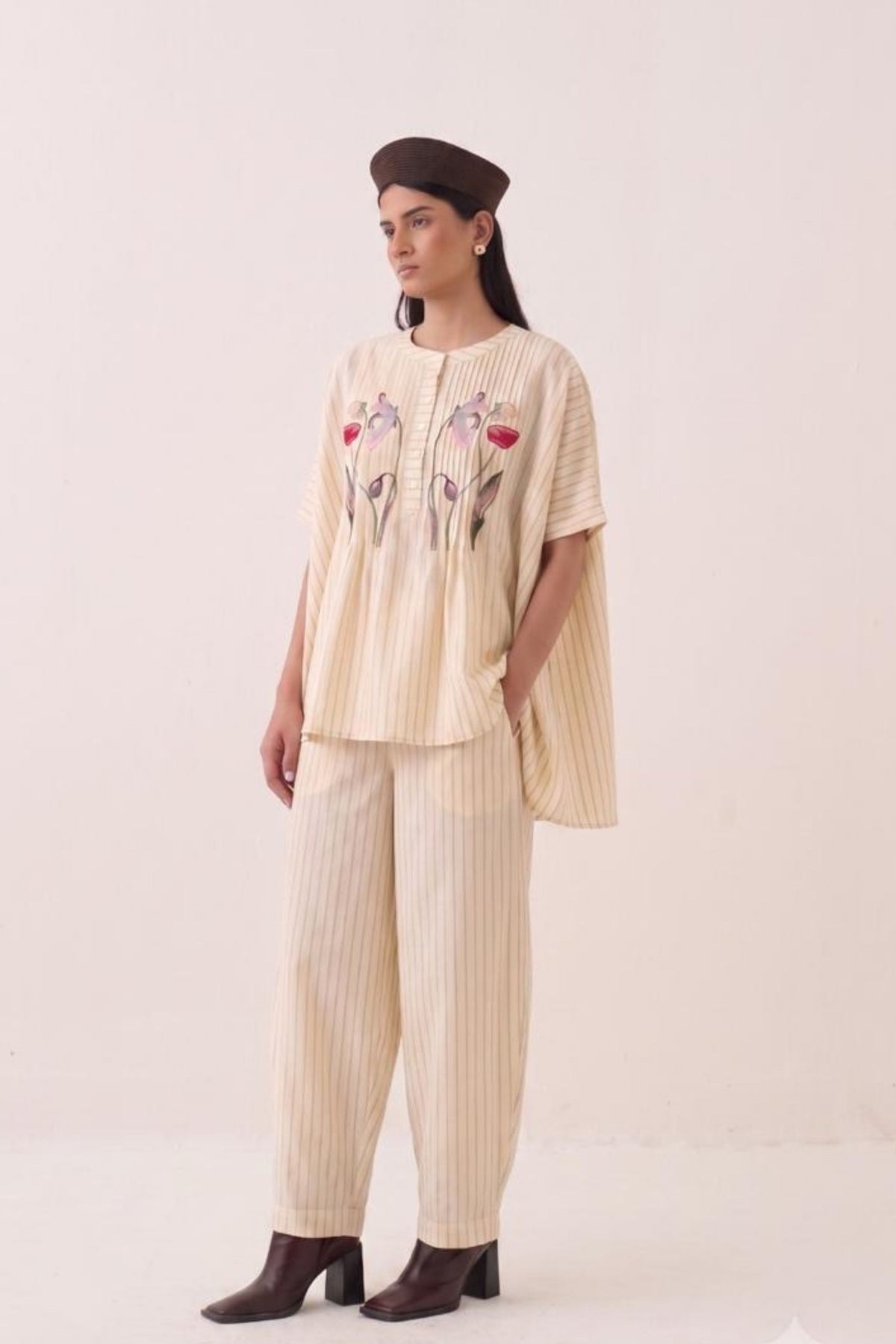 Lehar Barrel Pants