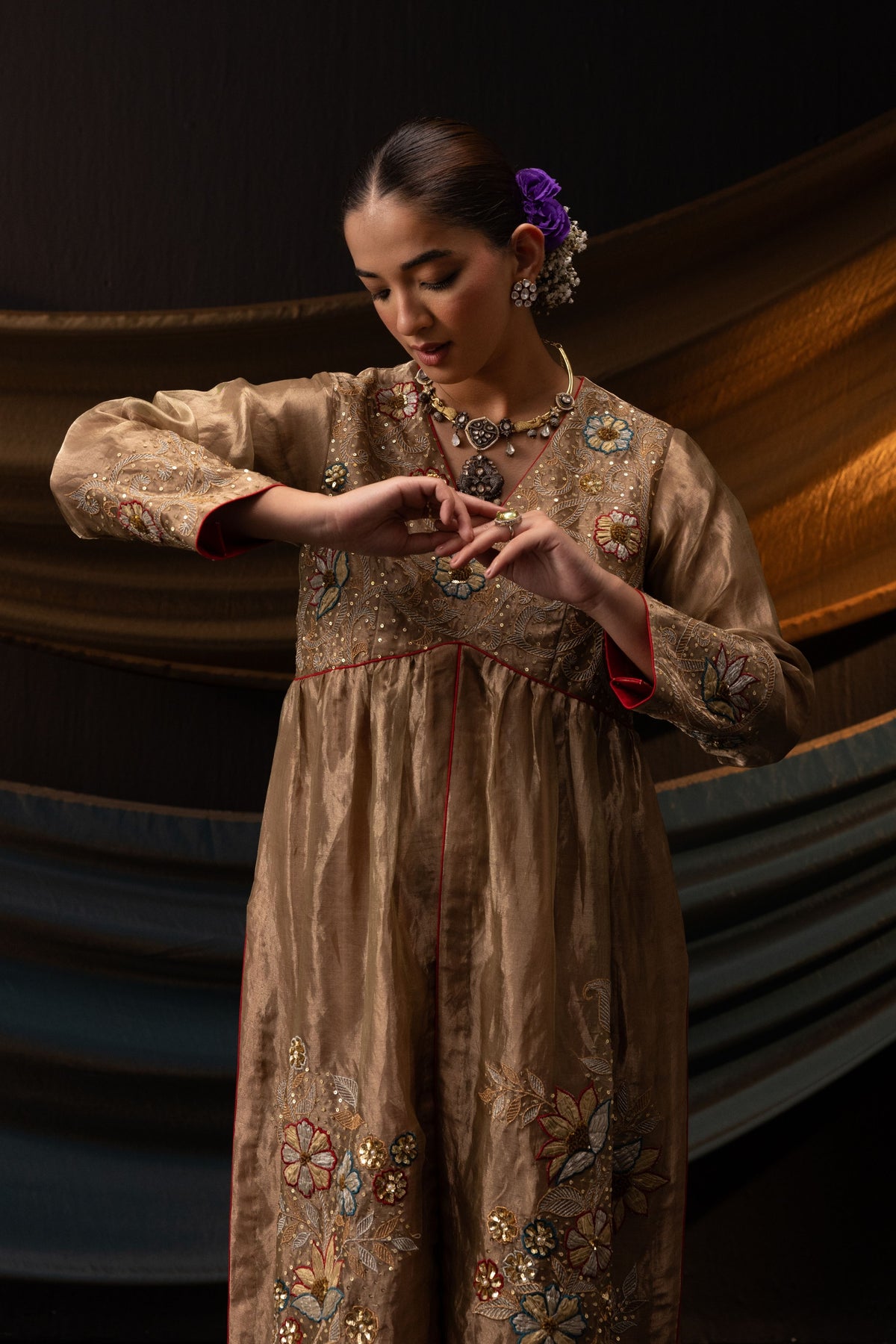Gold Front Slit Kurta Set