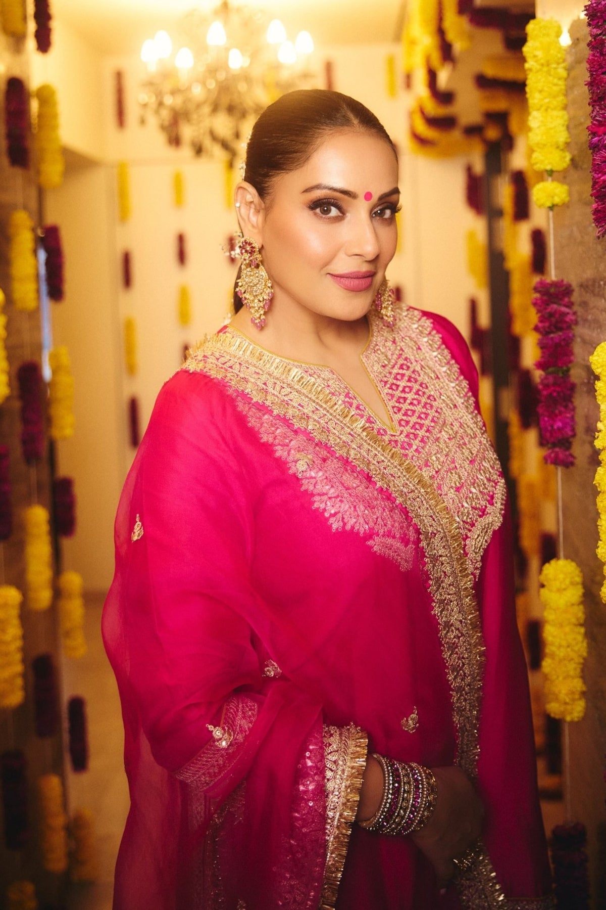 Bipasha Basu in Gopi Vaid