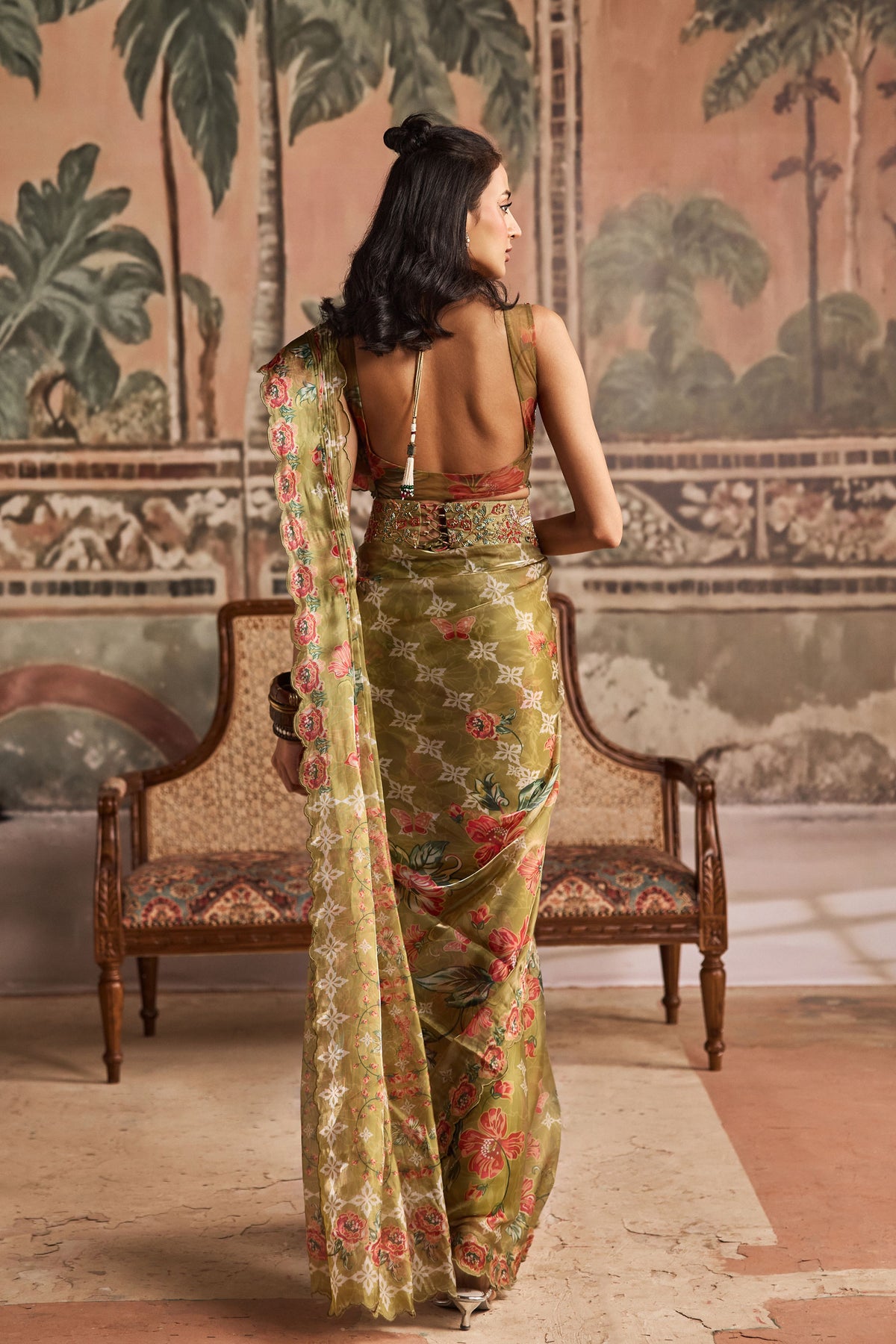 Baagi Jugni Drapped Saree Set