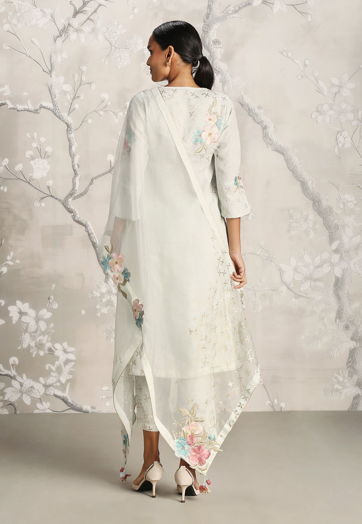 Bonny Corsage Kurta Set