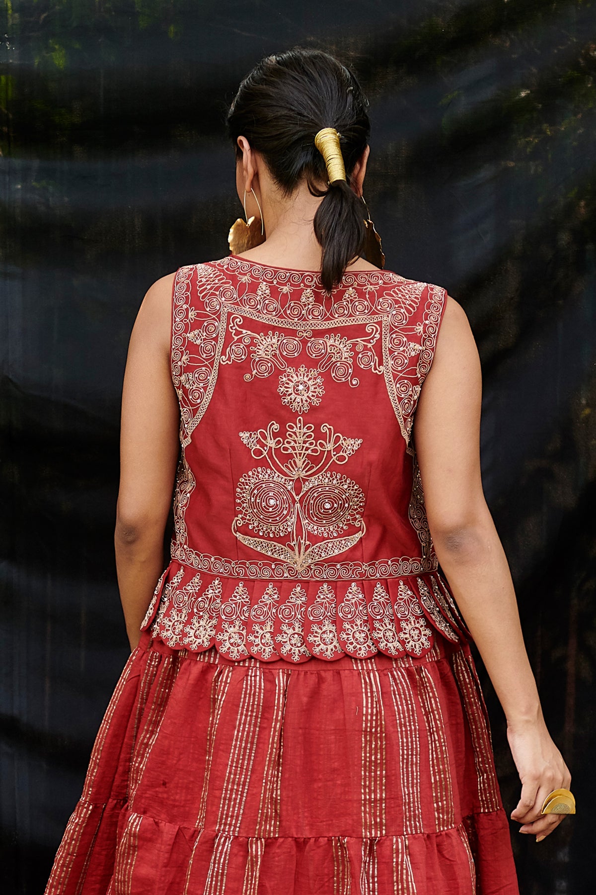 Red stripe tiered maxi