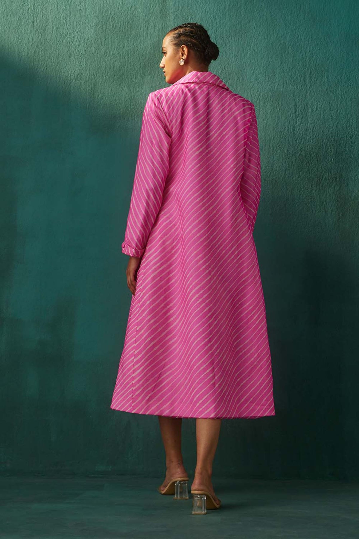 Devyani Trench Set