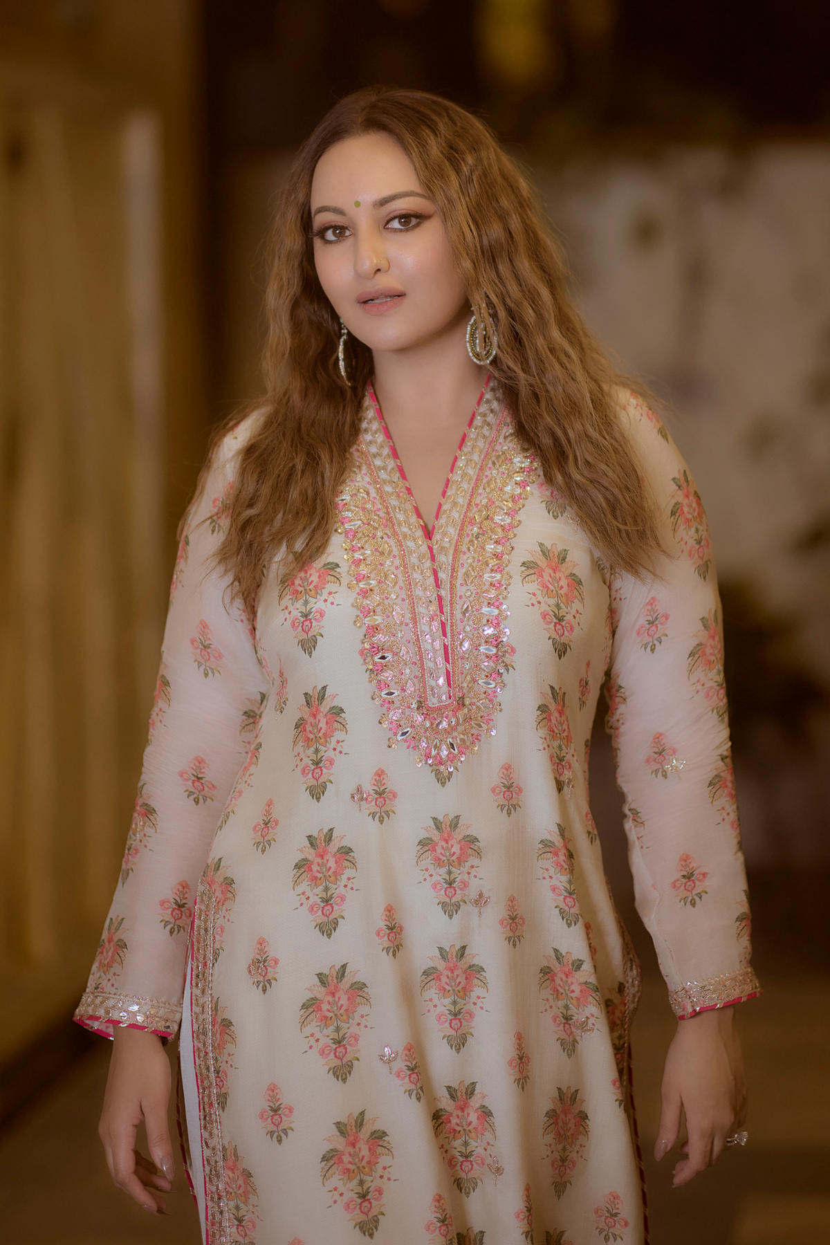 Sonakshi Sinha in Gargi Tunic Set