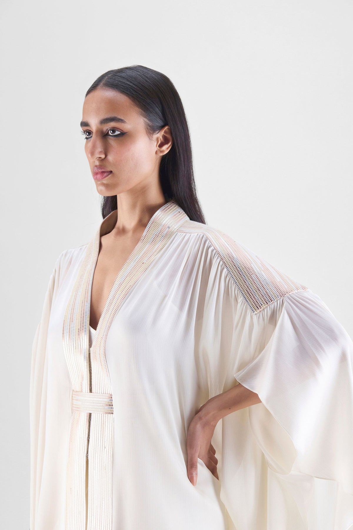 Structured Cape Set In Pearl