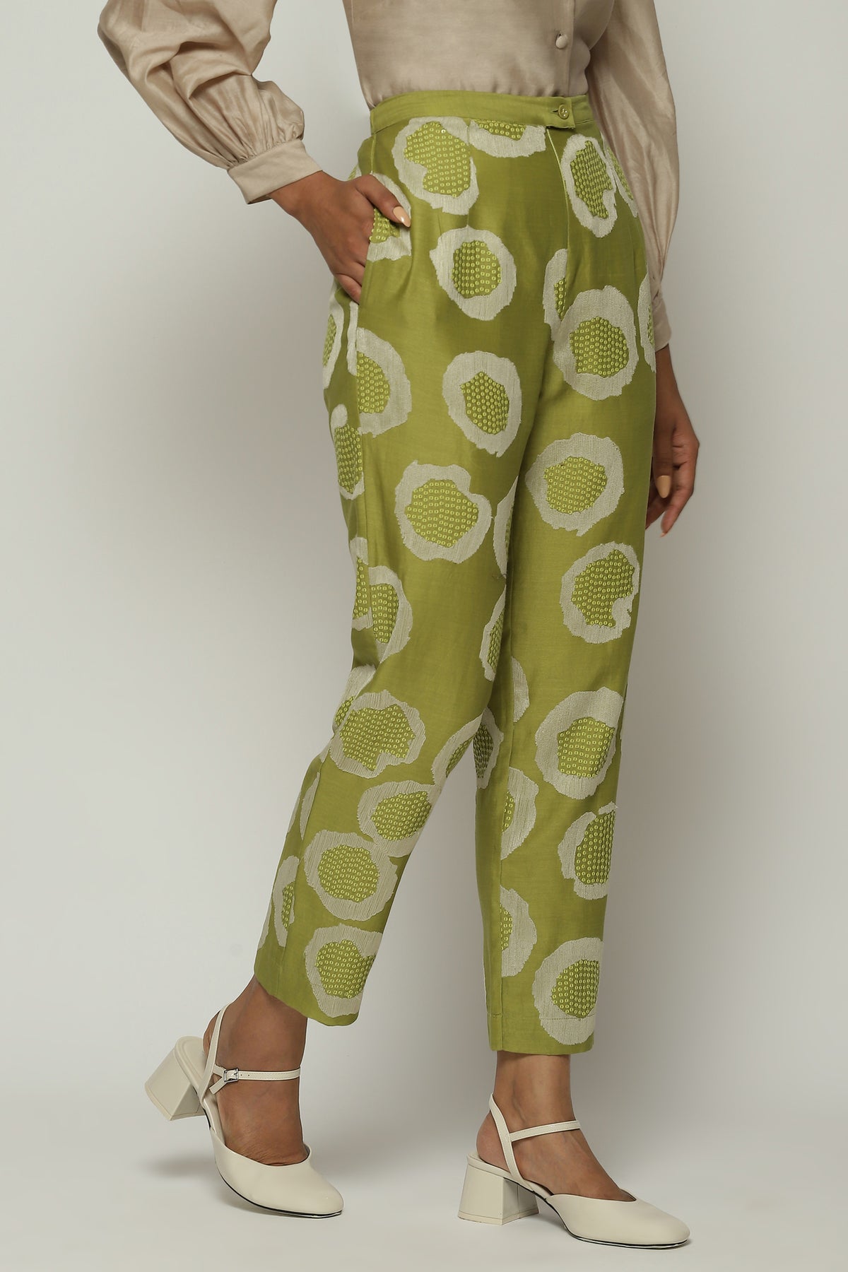Aari Rings And Sequins Tapered Pant