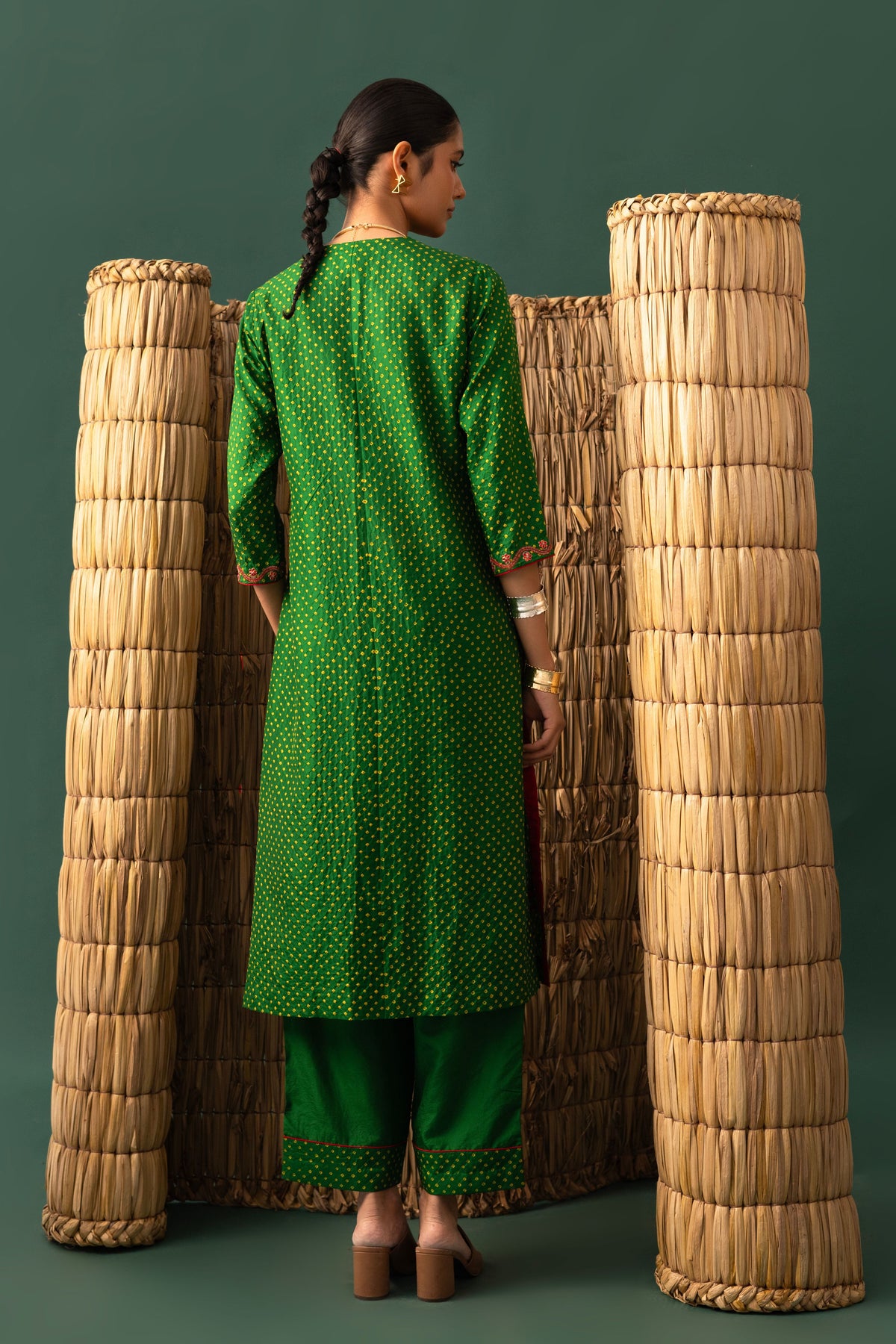 Green Bandhani Aari Kurta Set