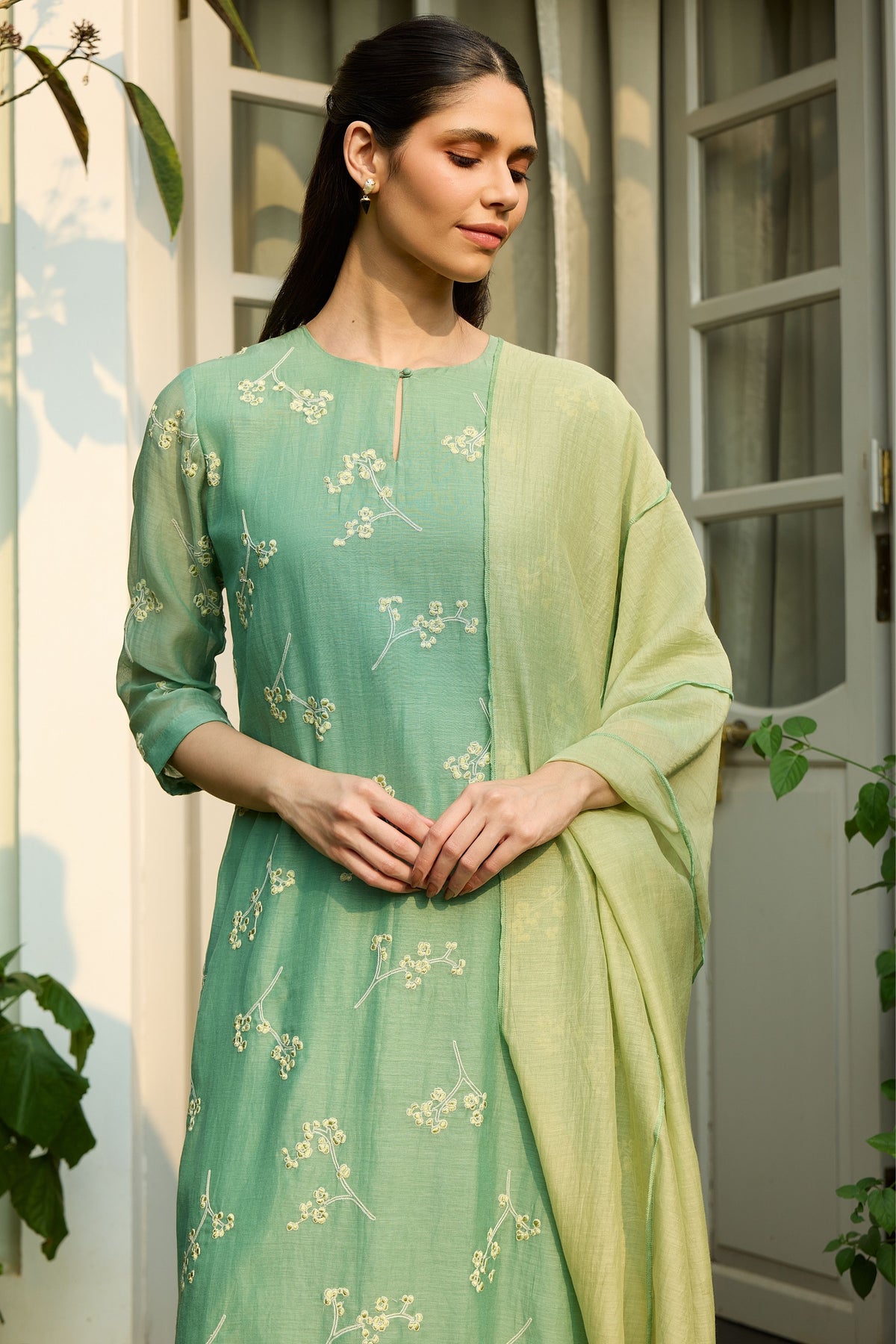 Verdant Floral Embroidered Kurta Set