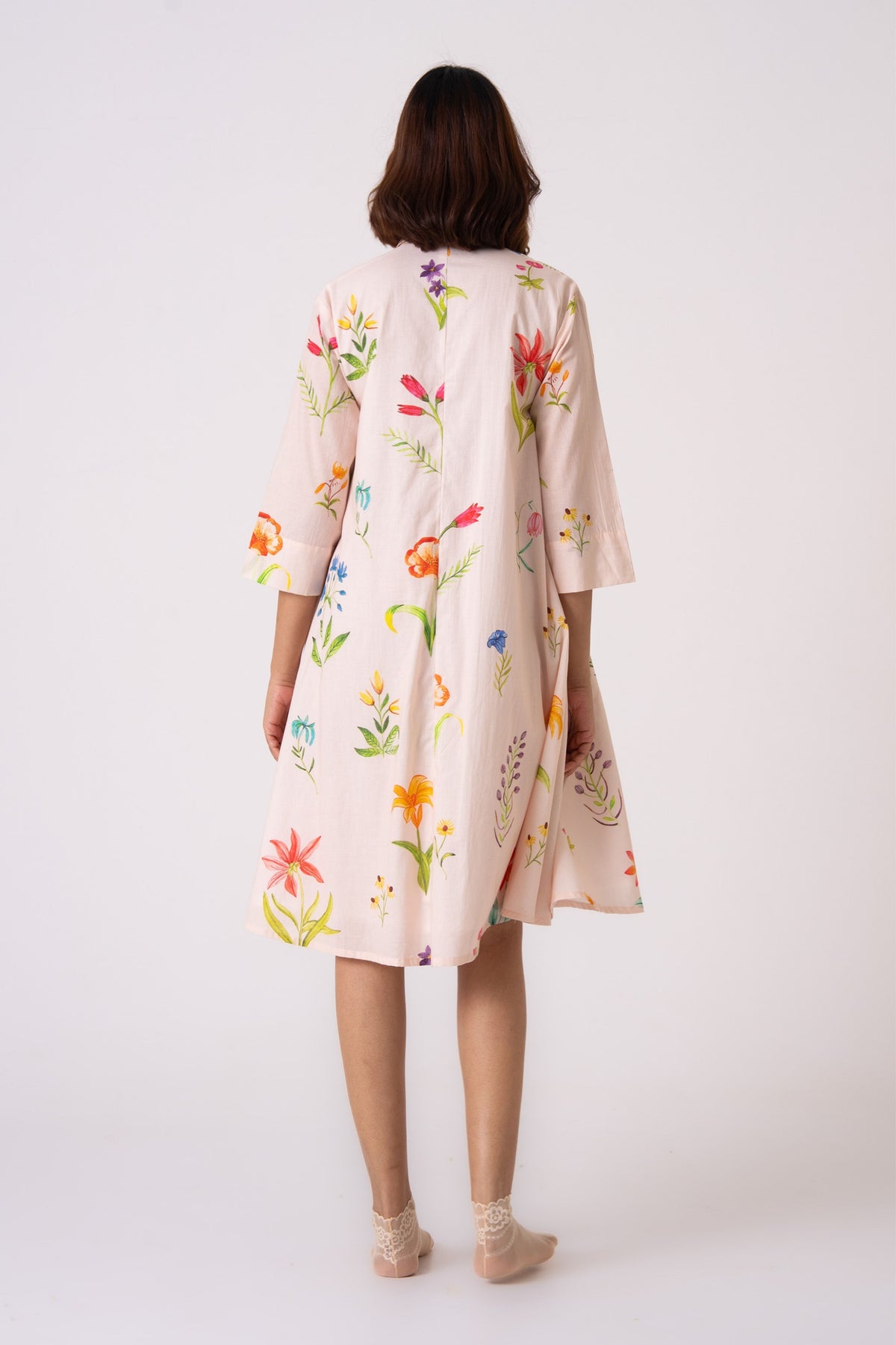 Eira Chic Beauty Dress
