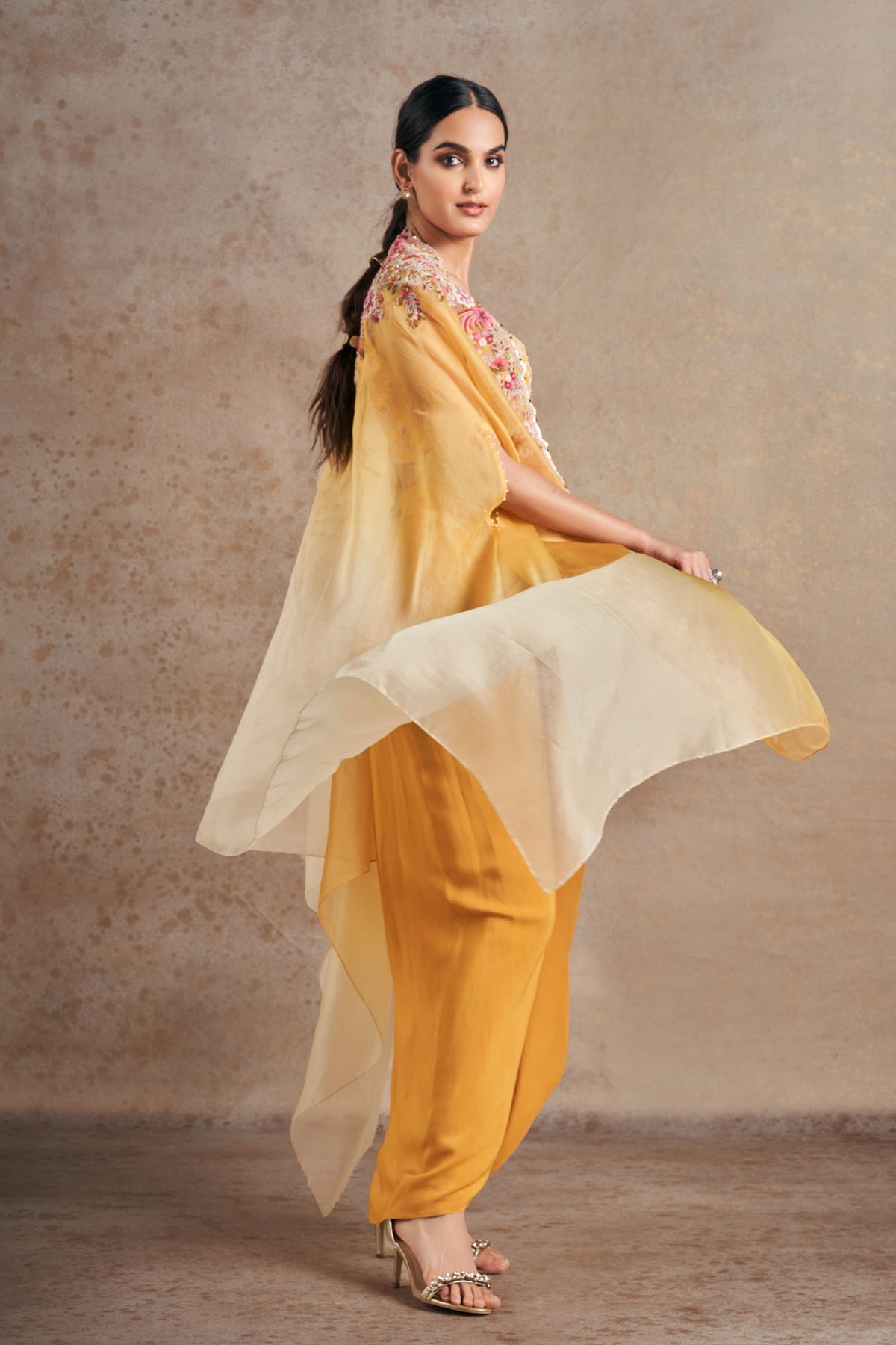 Mustard Pearl Work Cape Set