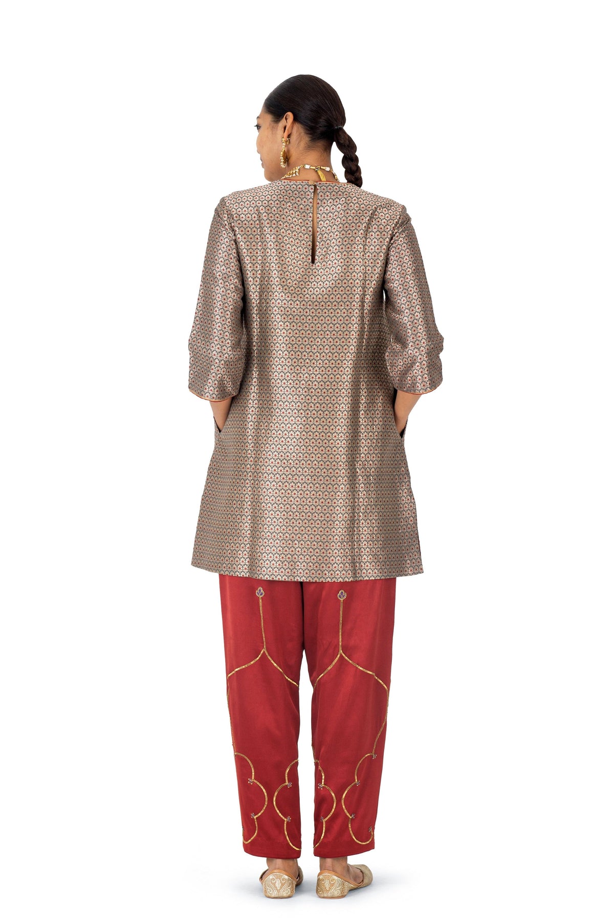 Nerul Brocase Kurta with Salwar