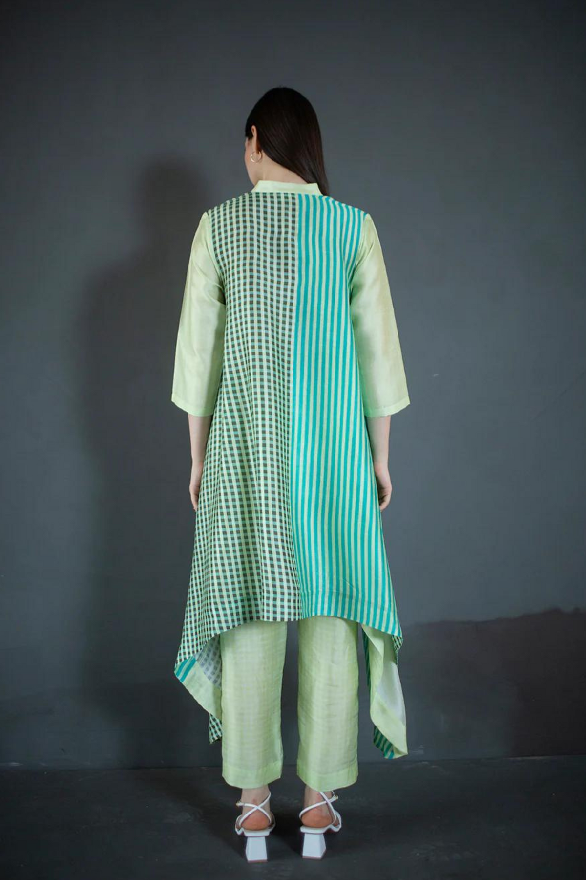 Abstract Geometric In Green Tunics Set
