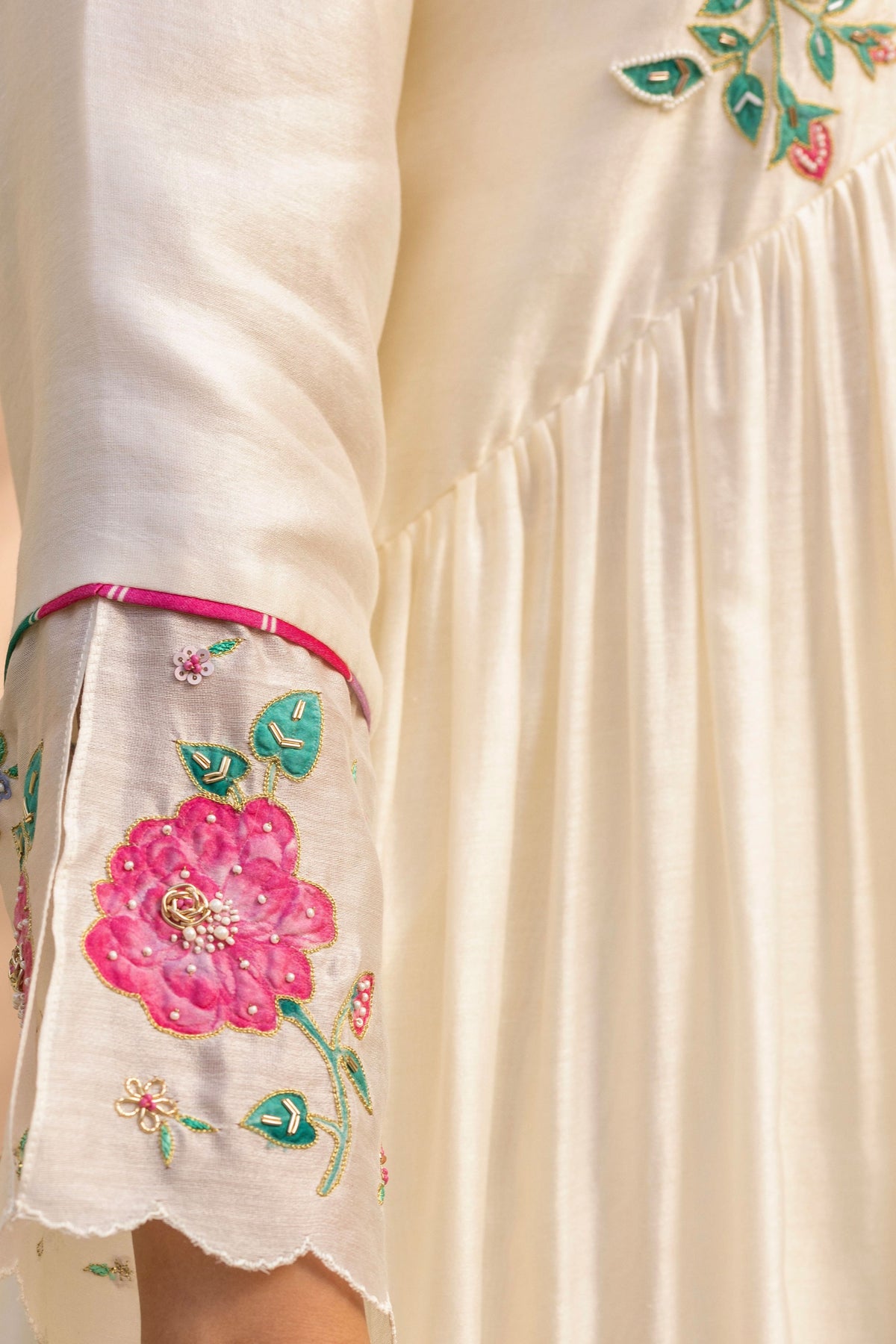 Zia Gathered Short Kurta Set