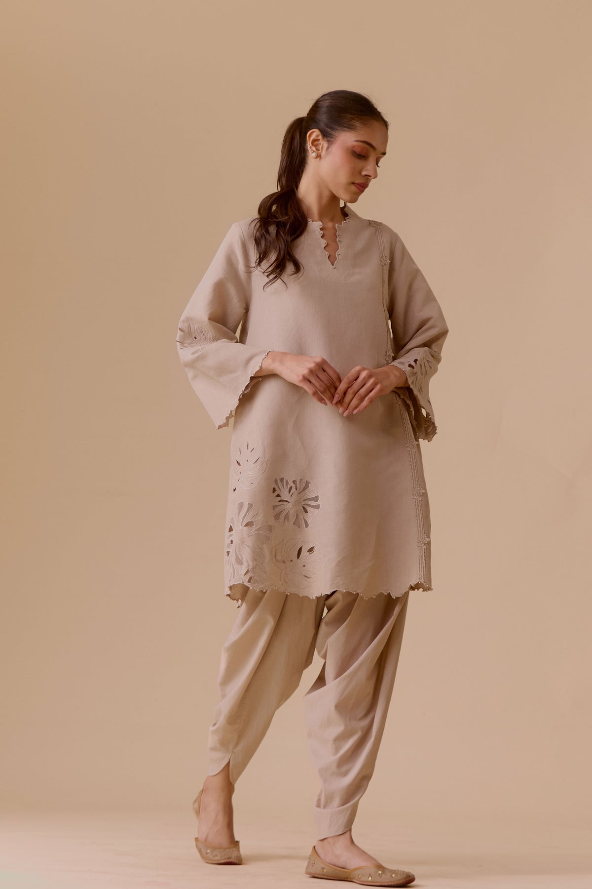 Sand Resham Kurta