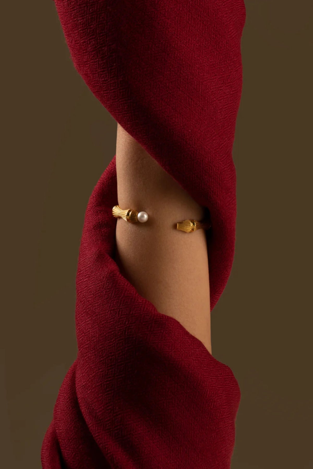 Golden Dainty Cuff