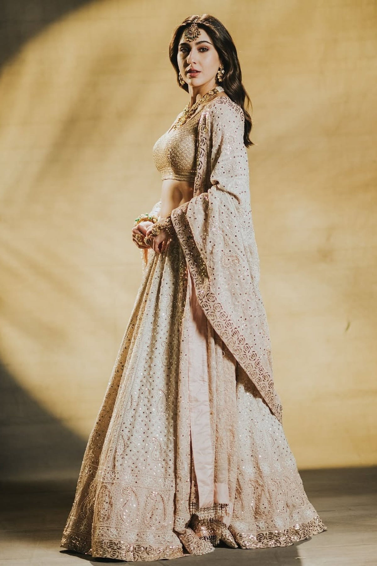 Sara Ali Khan in Faabiiana