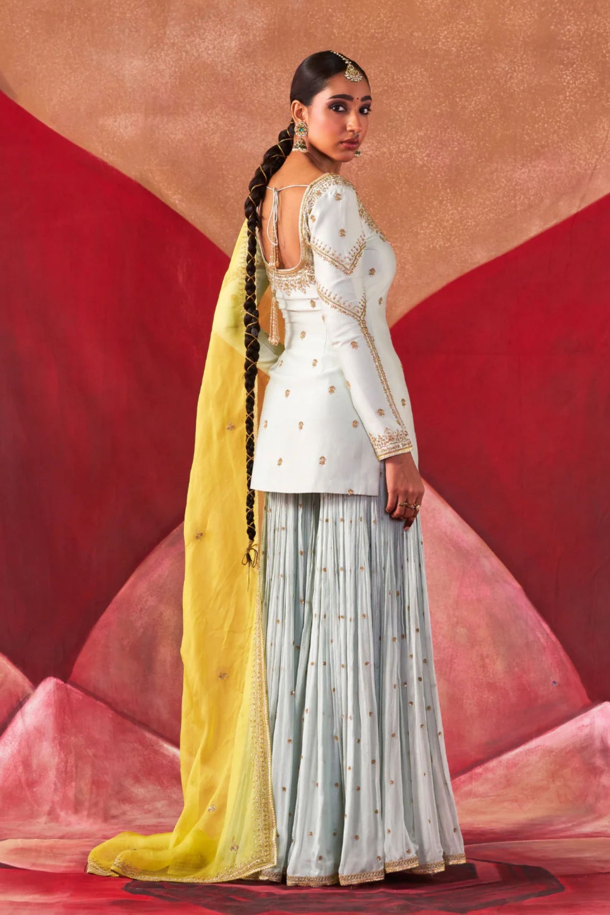 Pranuta Sharara Set