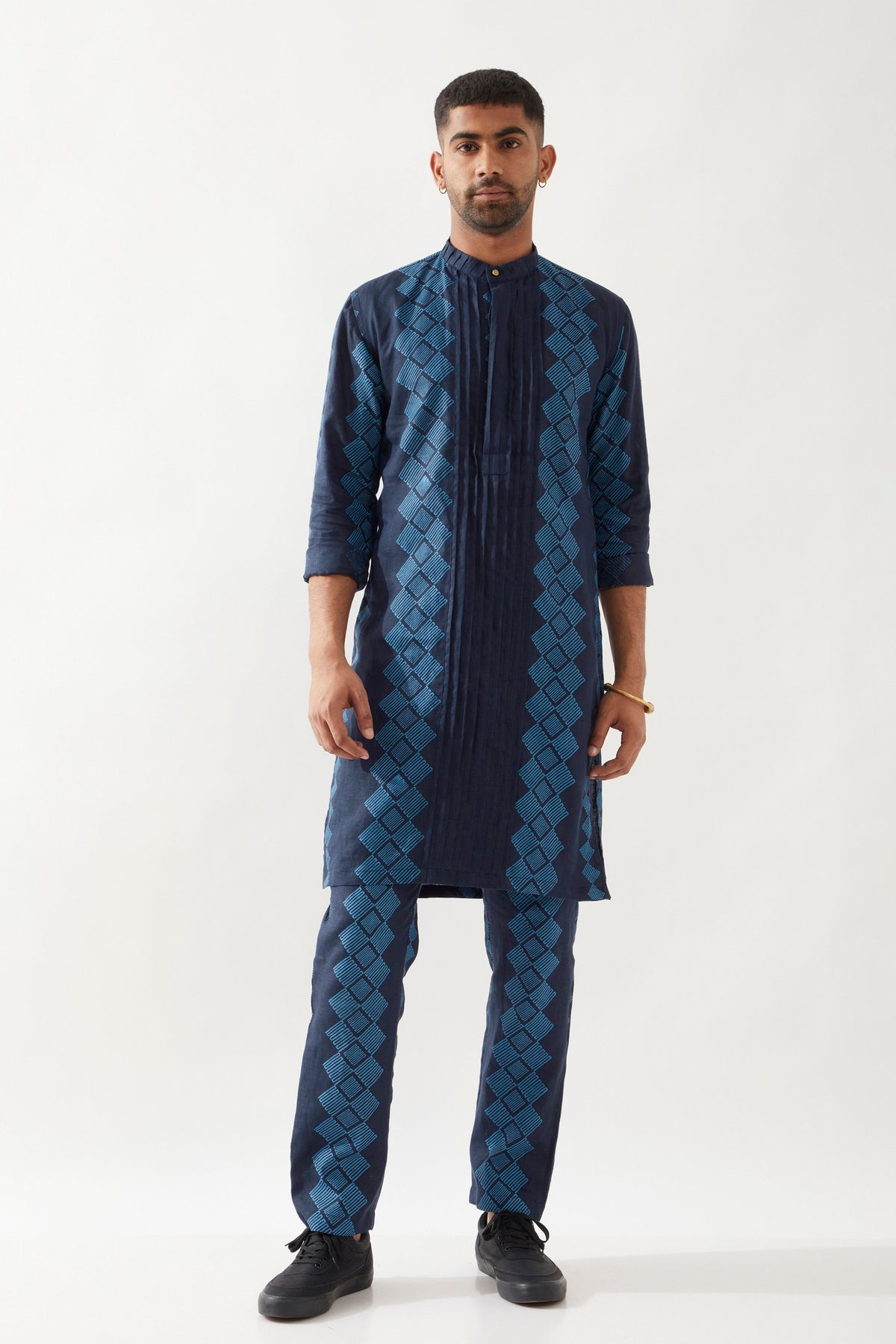 Zake Barbed Navy Kurta