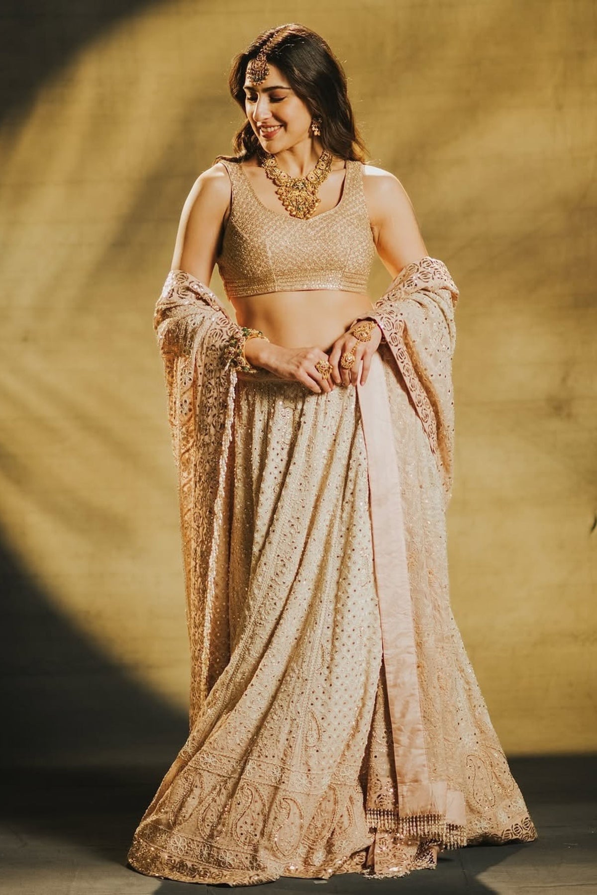 Sara Ali Khan in Faabiiana