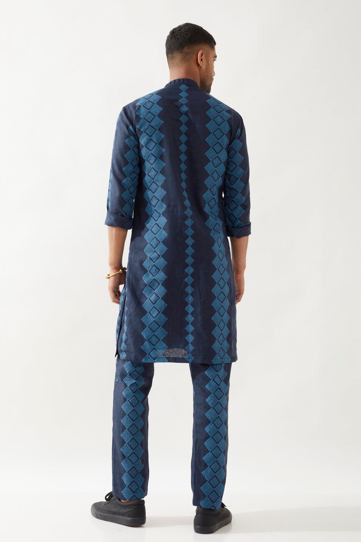 Zake Barbed Navy Kurta