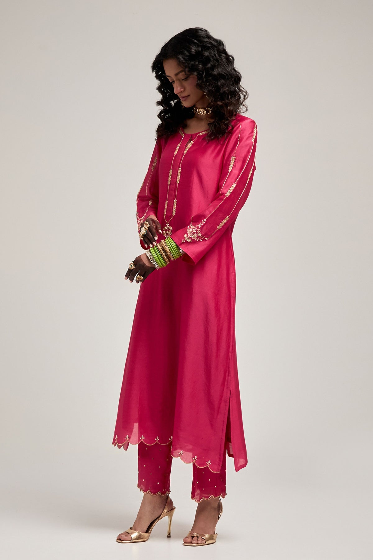 Embroidered Fuchsia Kurta Set