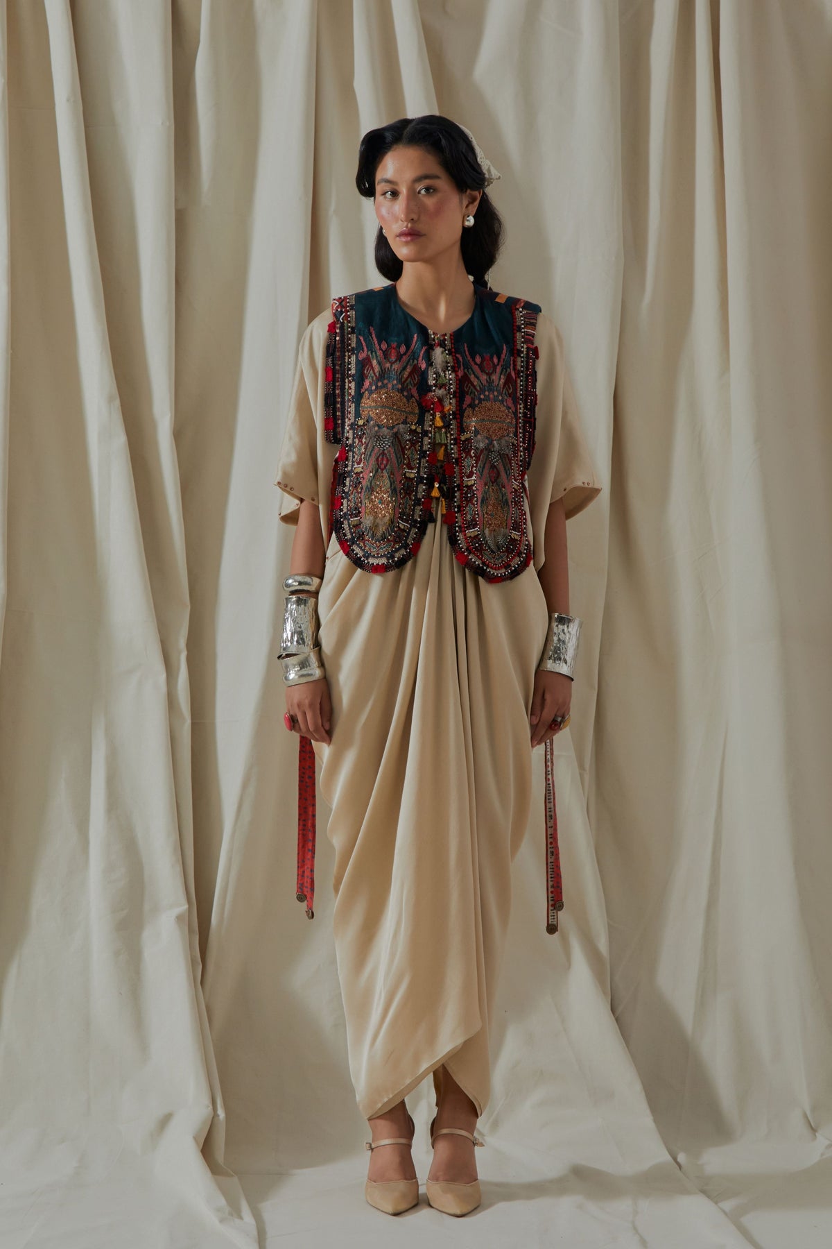 Zuri Ecru Gilet Set
