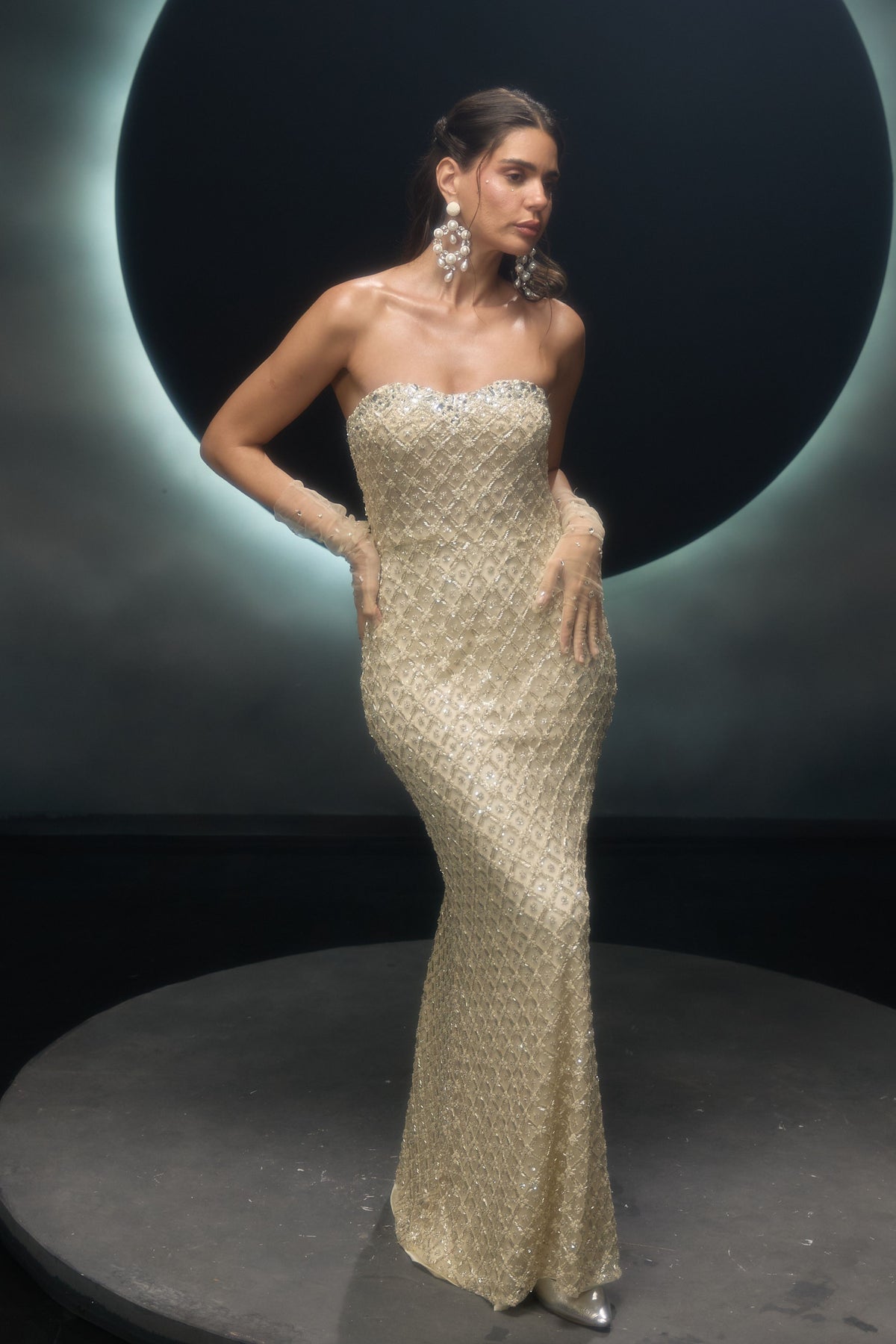 Radiara Gown