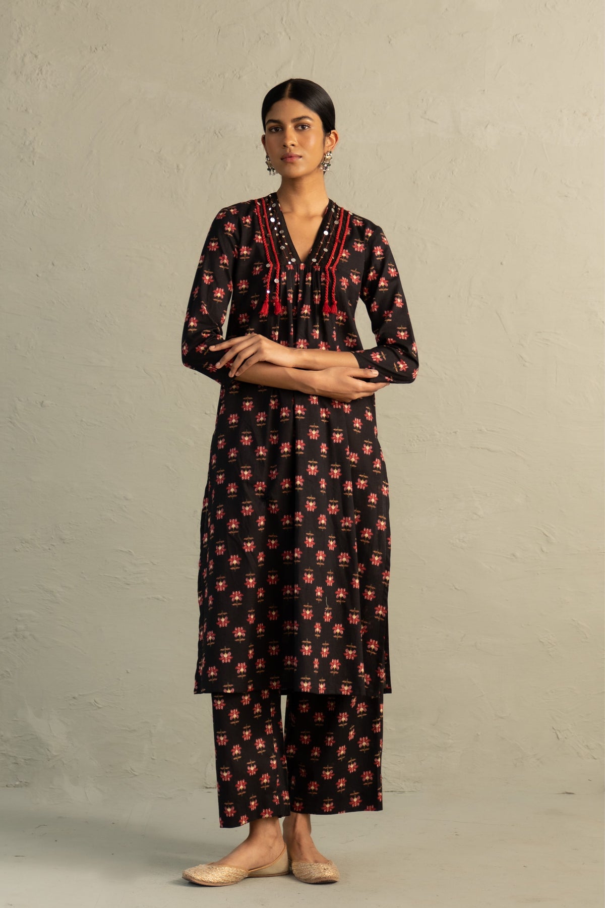Black V-Neck Kurta Set