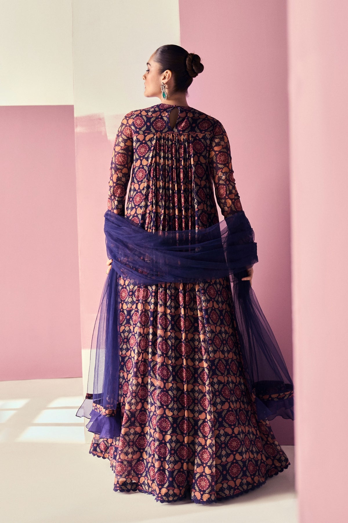 Saaja Navy Anarkali Set