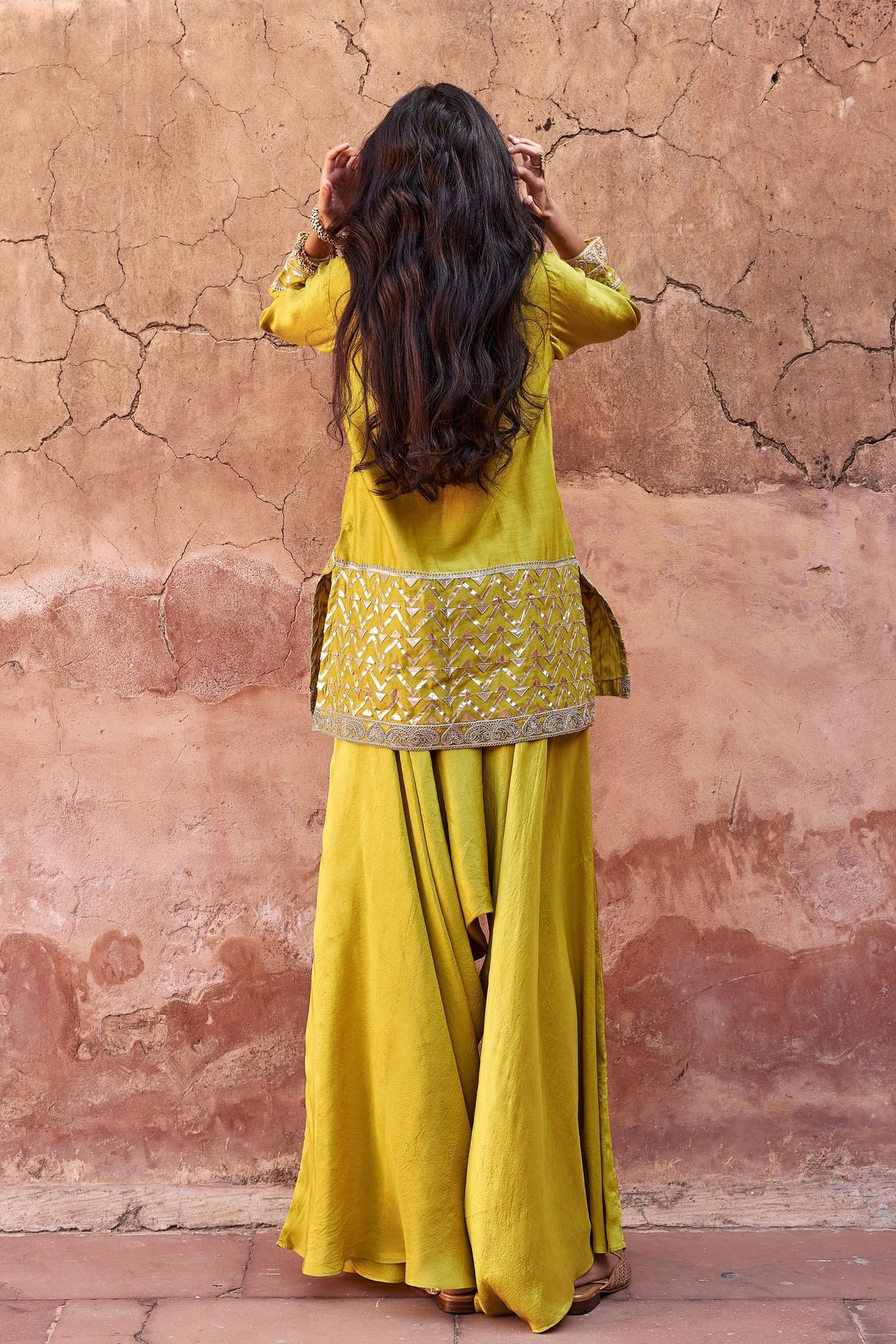 Kachi Patti Yellow Kurta Set